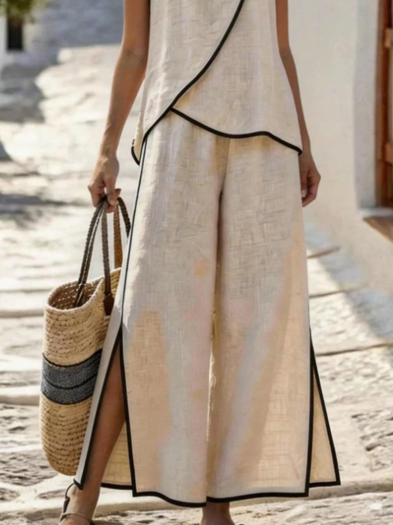 Contrast Trim Top and Slit Pants Set Secondary image