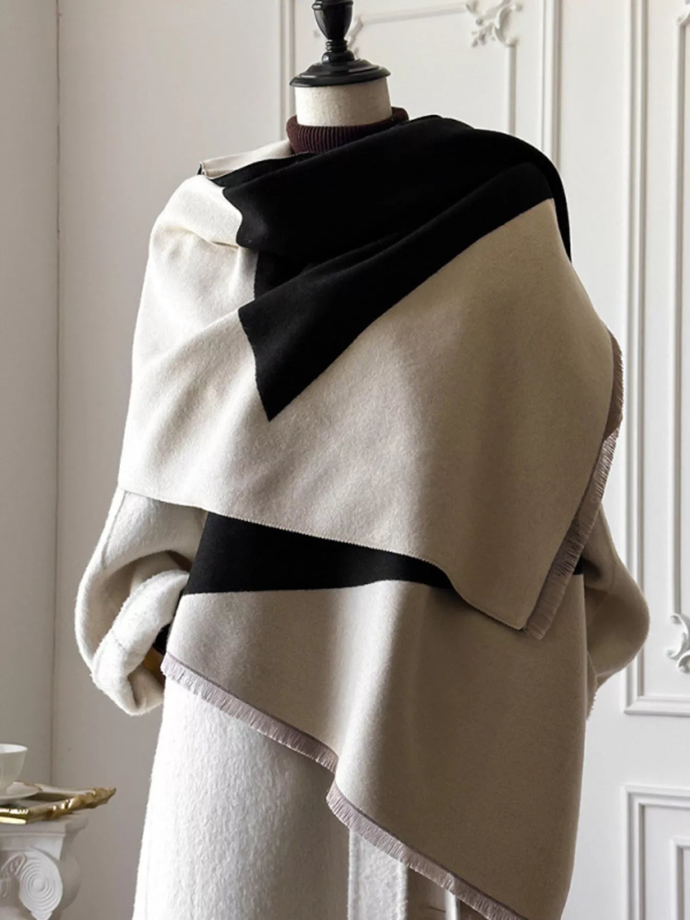 Color Block Raw Hem Scarf Secondary image