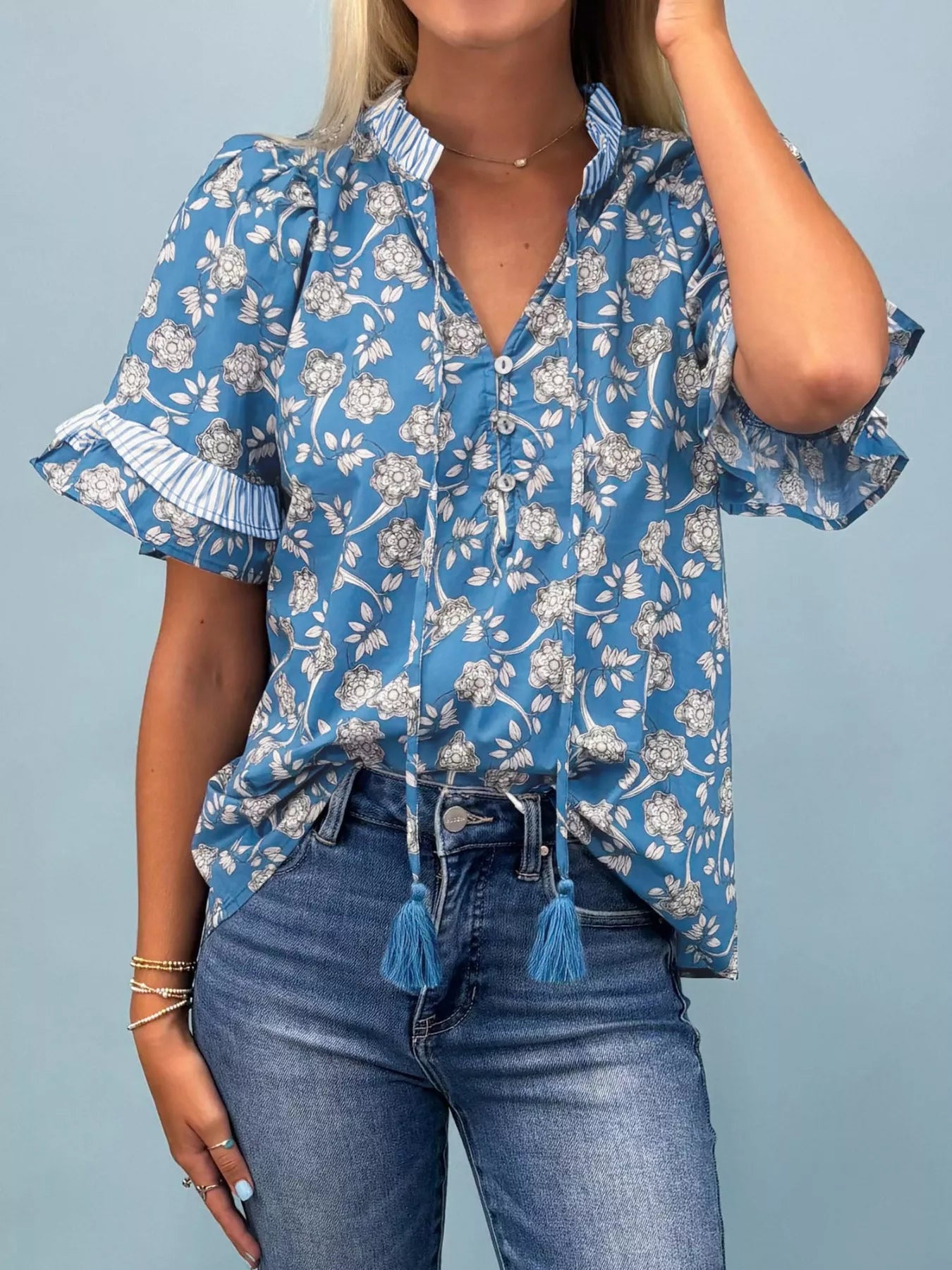 Floral Print Ruffle Sleeve Blouse Secondary image