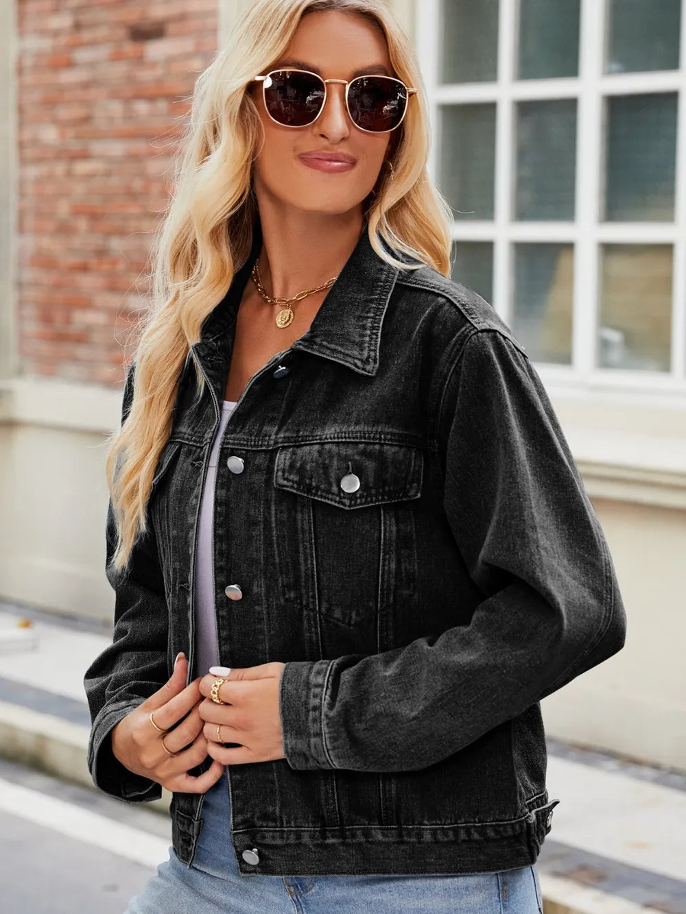 Pocketed Collared Neck Denim Jacket Secondary image