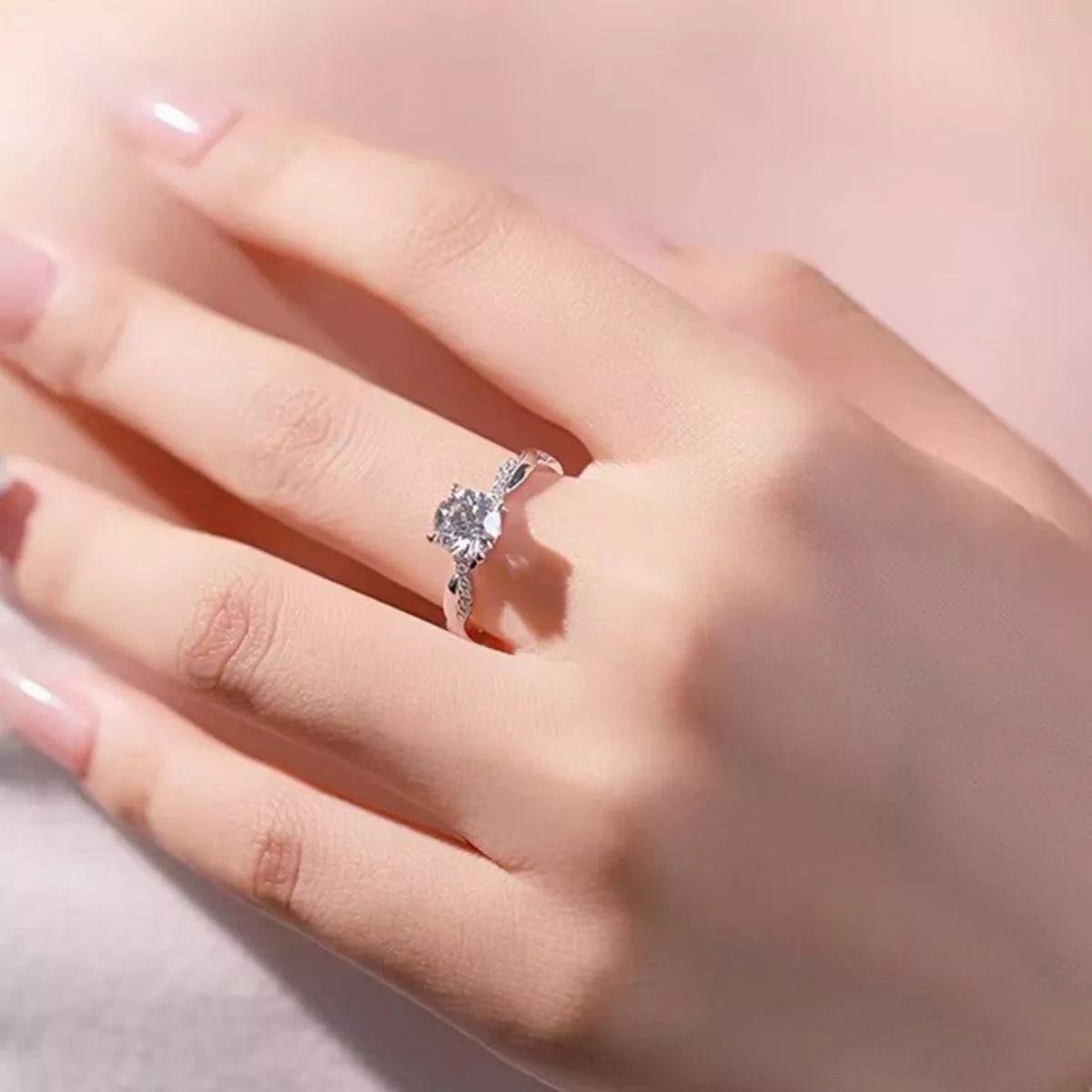 1 Carat Moissanite 925 Sterling Silver Ring Secondary image