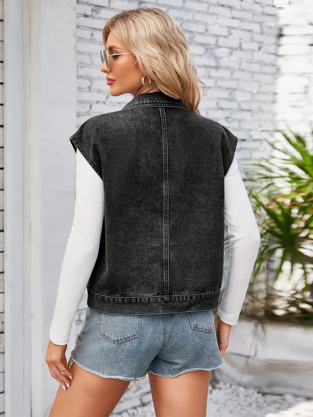 Cap Sleeve Denim Jacket with Pockets Secondary image