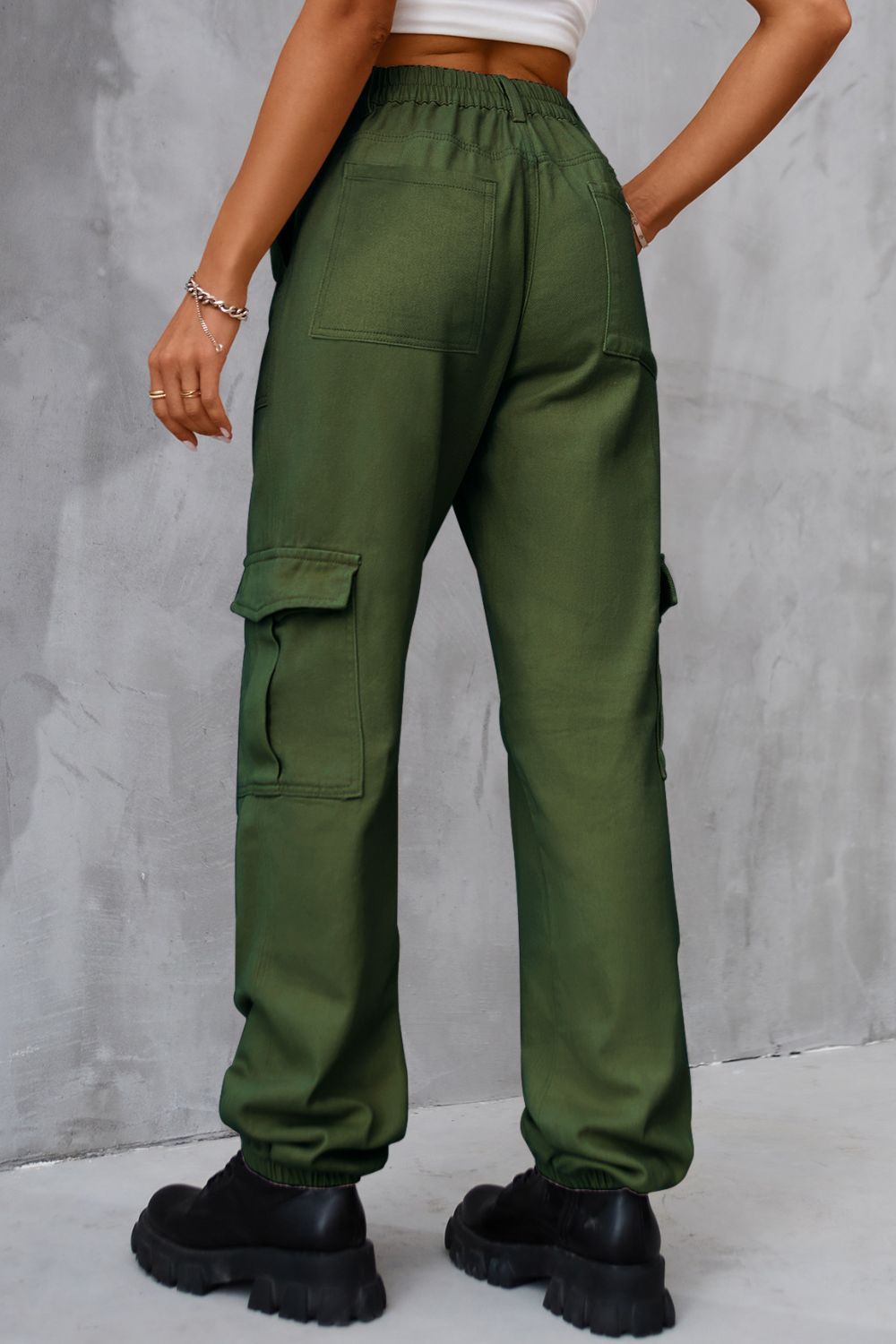 Buttoned High Waist Jeans with Pockets Secondary image