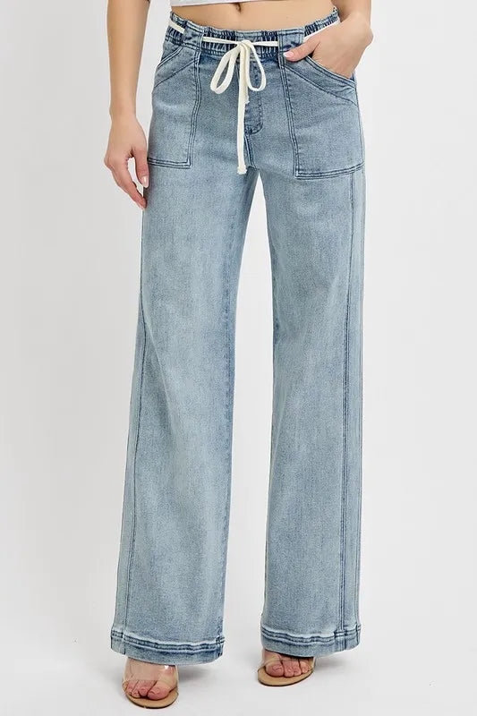RISEN Full Size Straight Leg Jeans with Pockets Plus Size Secondary image
