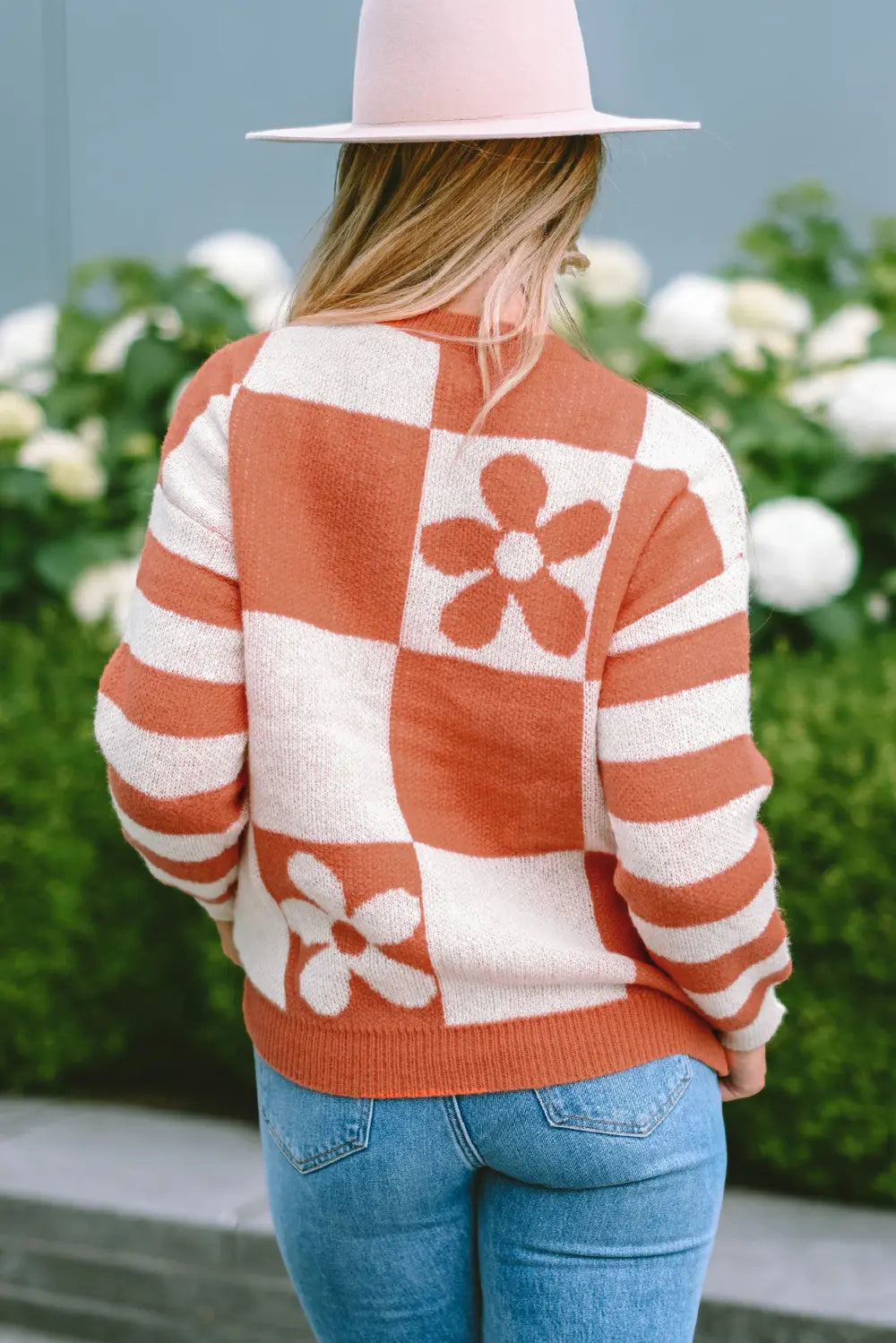 Contrast Round Neck Long Sleeve Sweater Secondary image