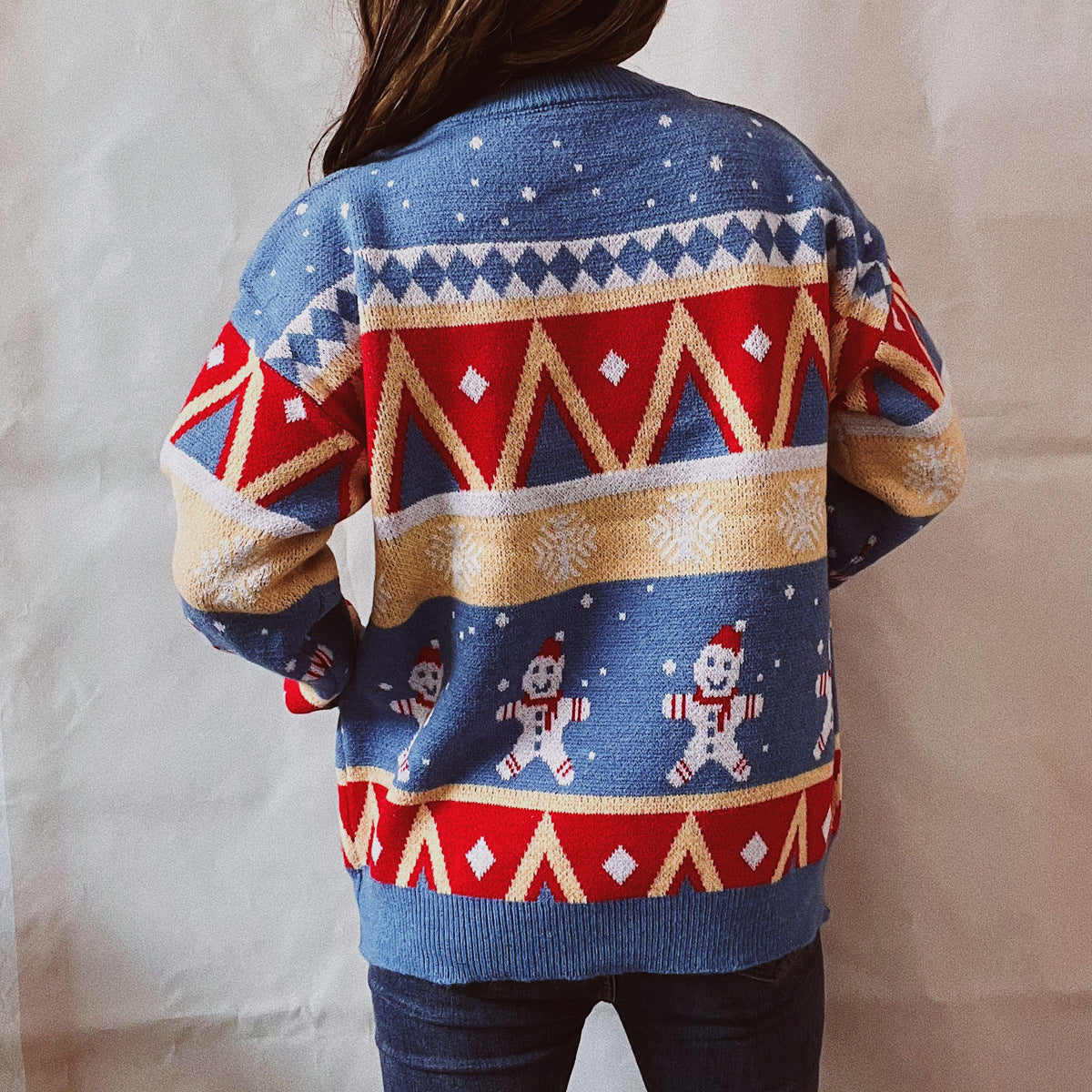Printed Round Neck Long Sleeve Sweater Secondary image