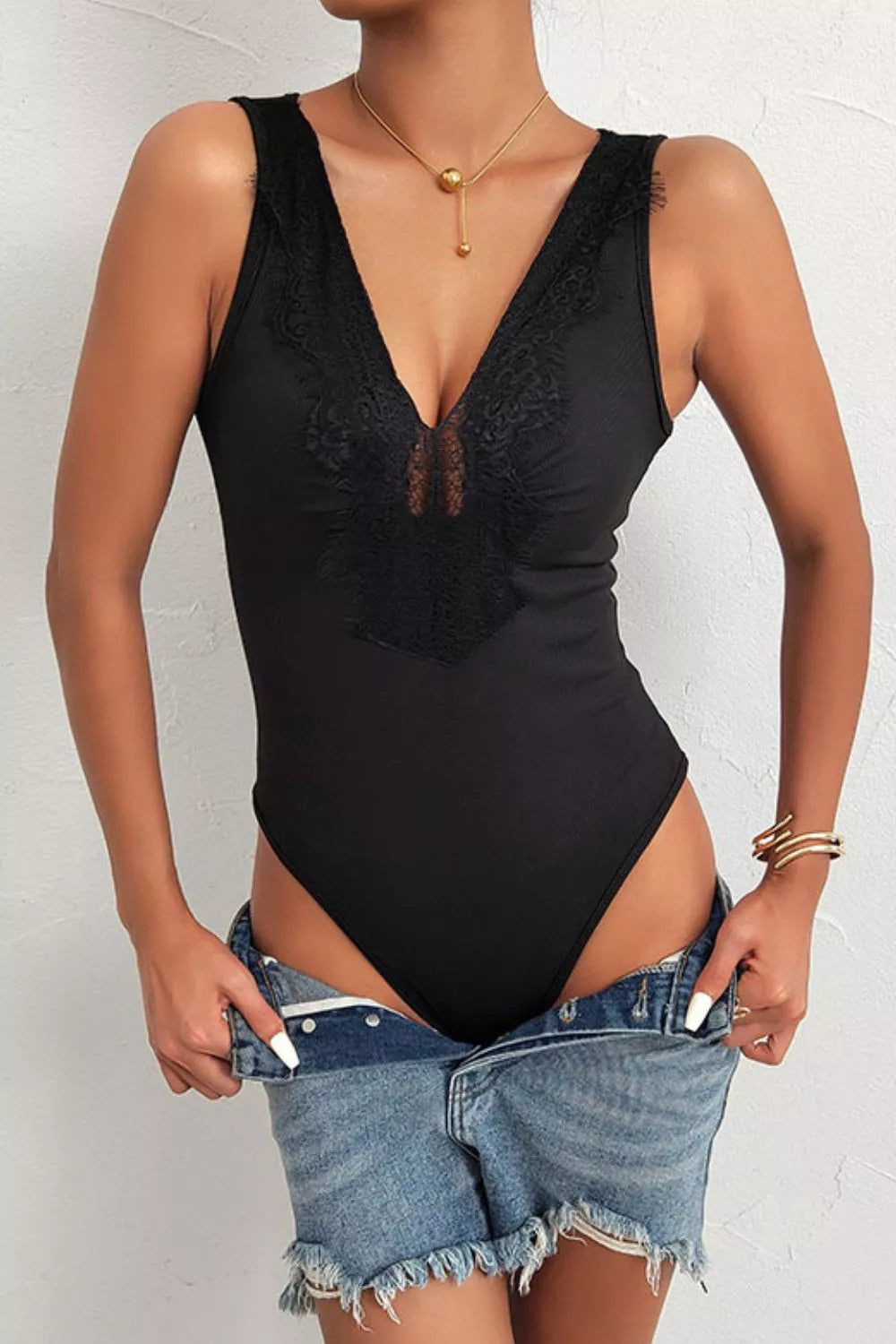 35d7f7ad9b9b42058a078d830966e5ba-Max Main image