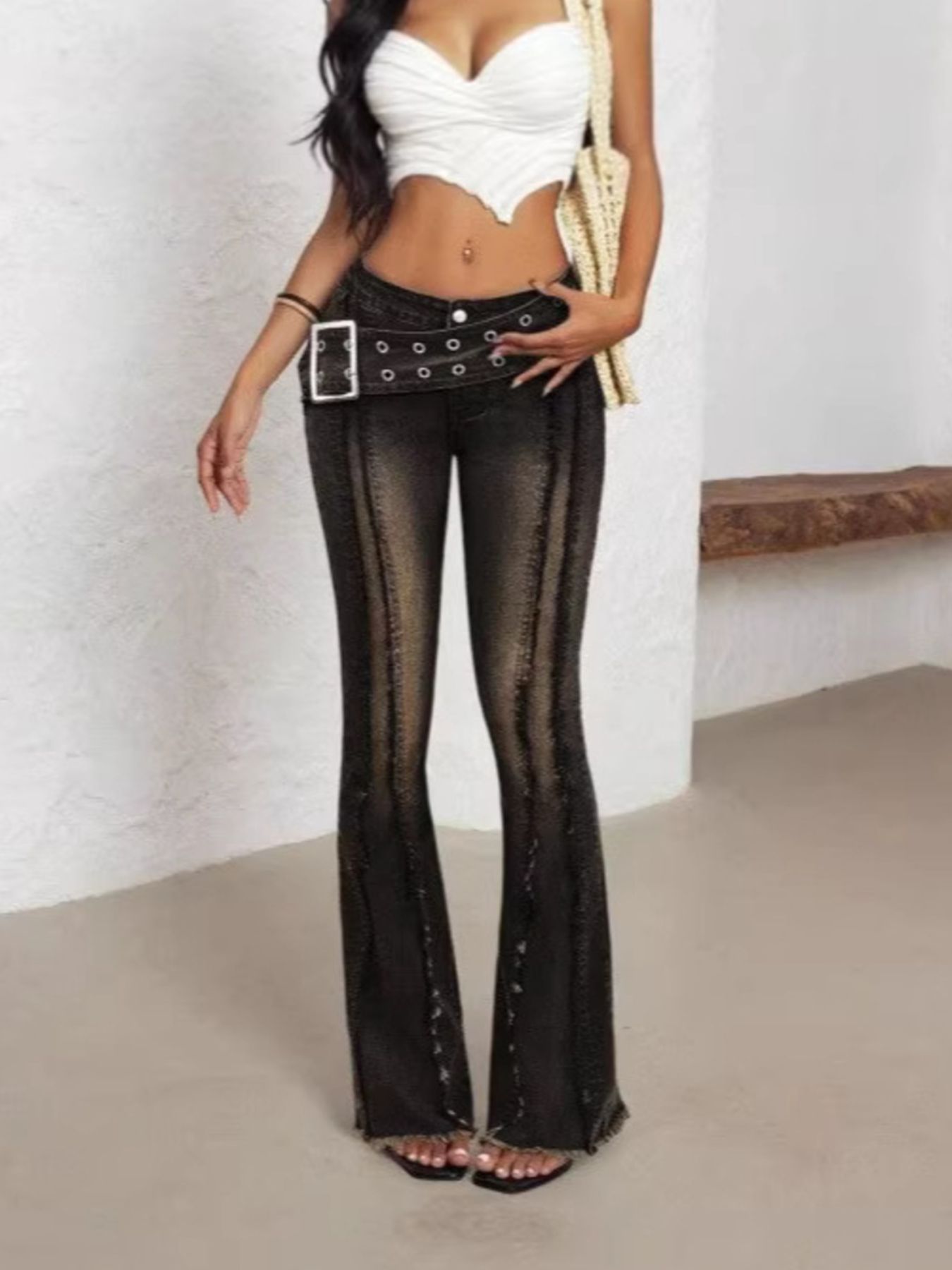 Belted High Waist Flare Jeans Secondary image