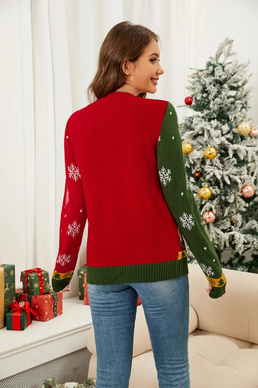 Nutcracker Contrast V-Neck Long Sleeve Cardigan Secondary image