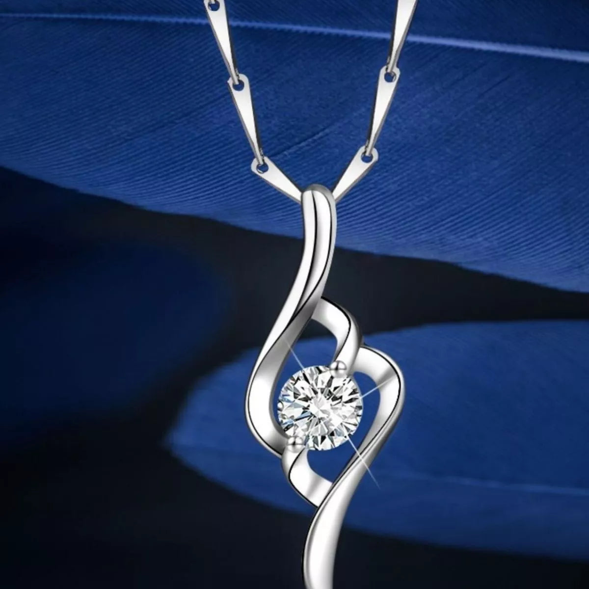 1 Carat Moissanite 925 Sterling Silver Pendant Necklace Secondary image