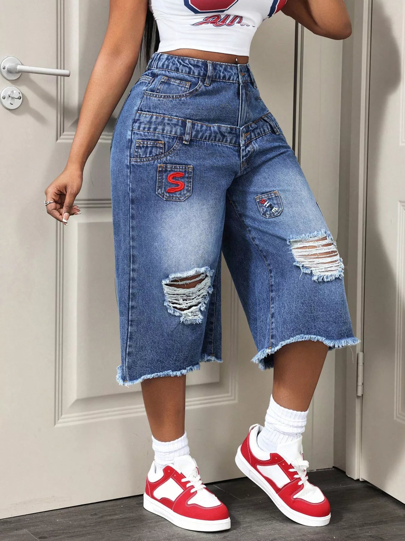 Distressed Wide-Leg Denim Capris Secondary image