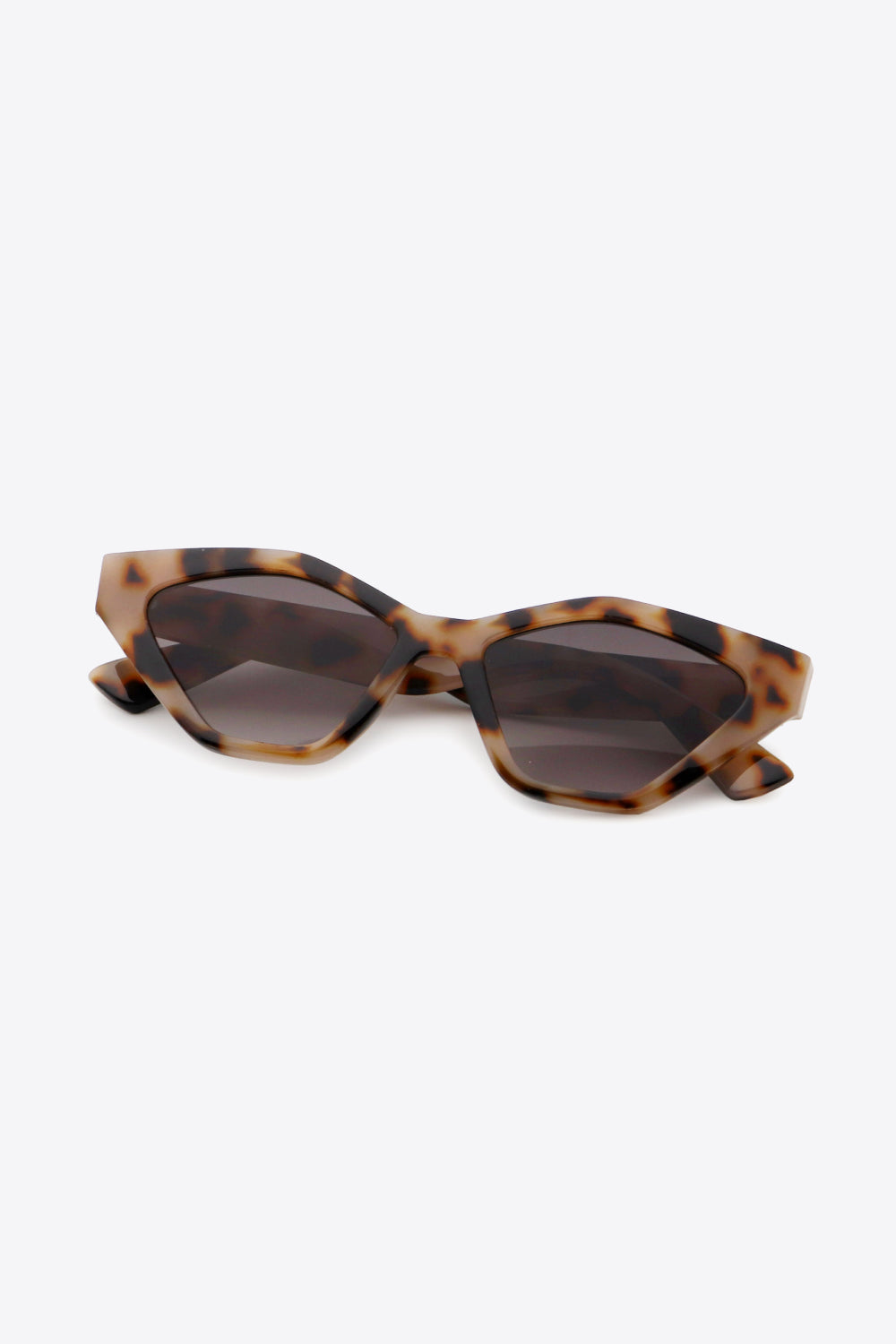 Cat Eye Polycarbonate Sunglasses Secondary image