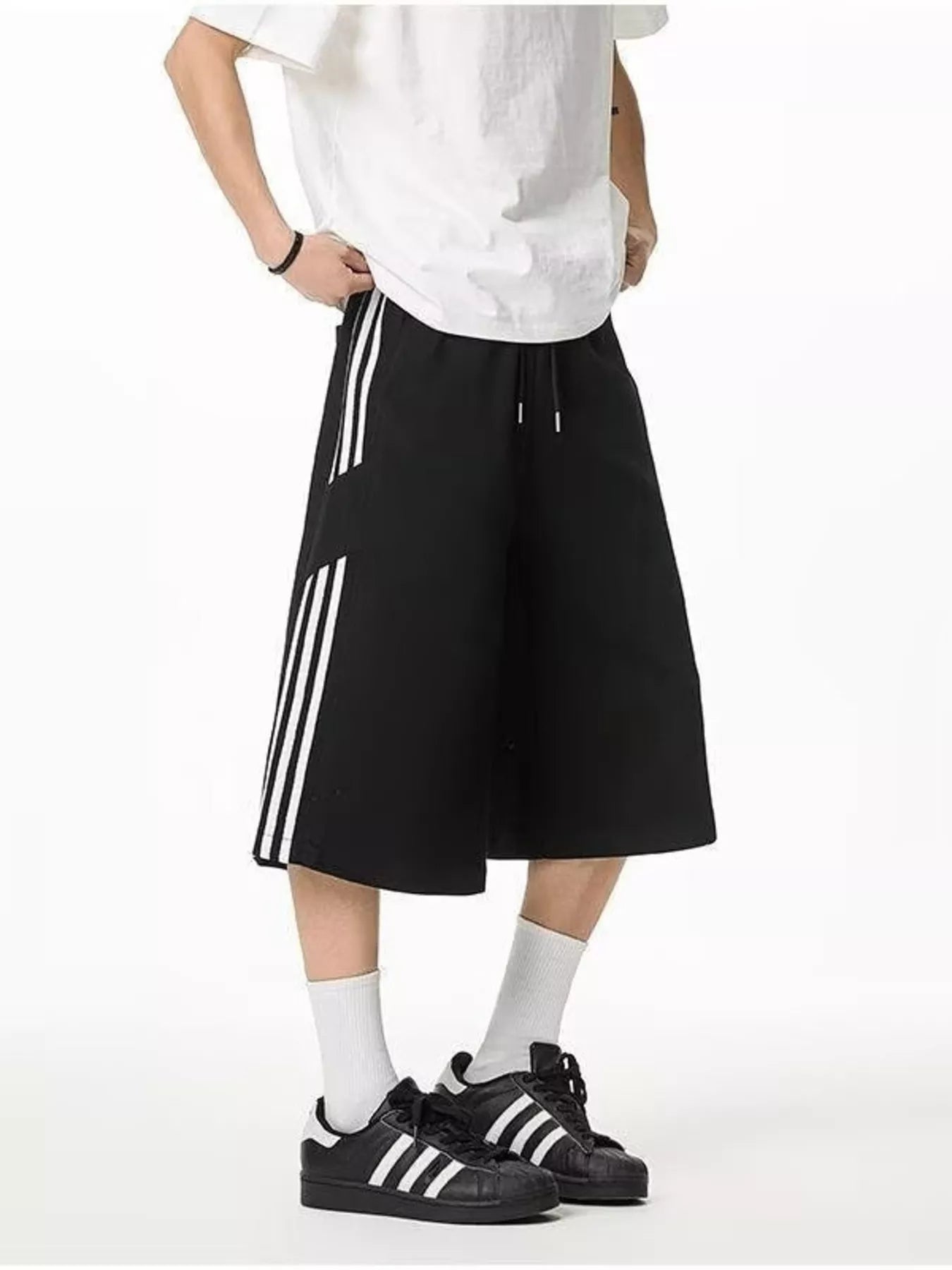 Men's Plus Size Striped Wide-Leg Cropped Pants Secondary image