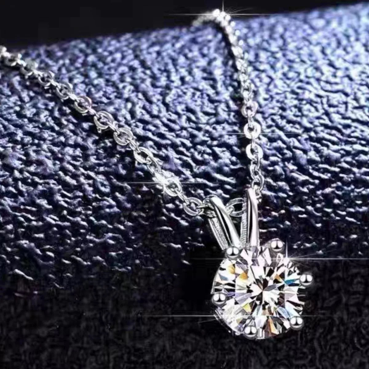 2 Carat Moissanite 925 Sterling Silver Pendant Necklace Secondary image