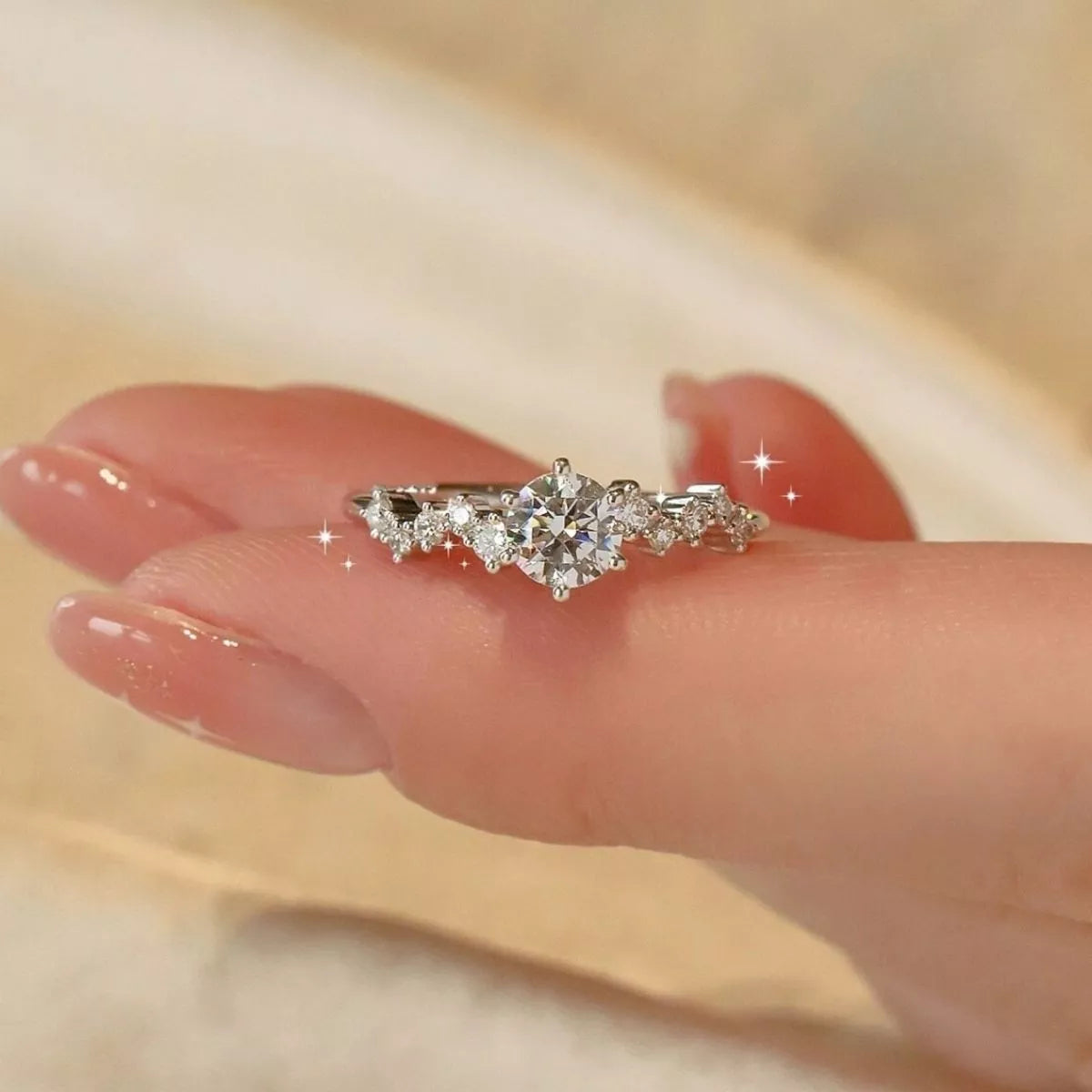 1 Carat 925 Sterling Silver Moissanite Ring Secondary image