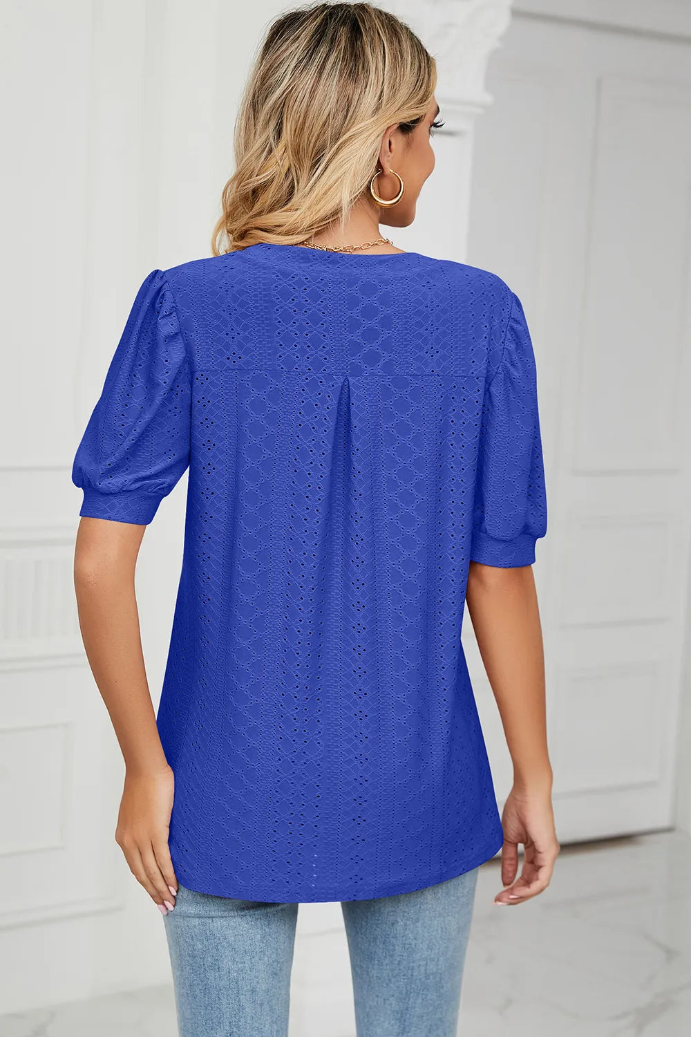 Eyelet Notched Short Sleeve T-Shirt Secondary image