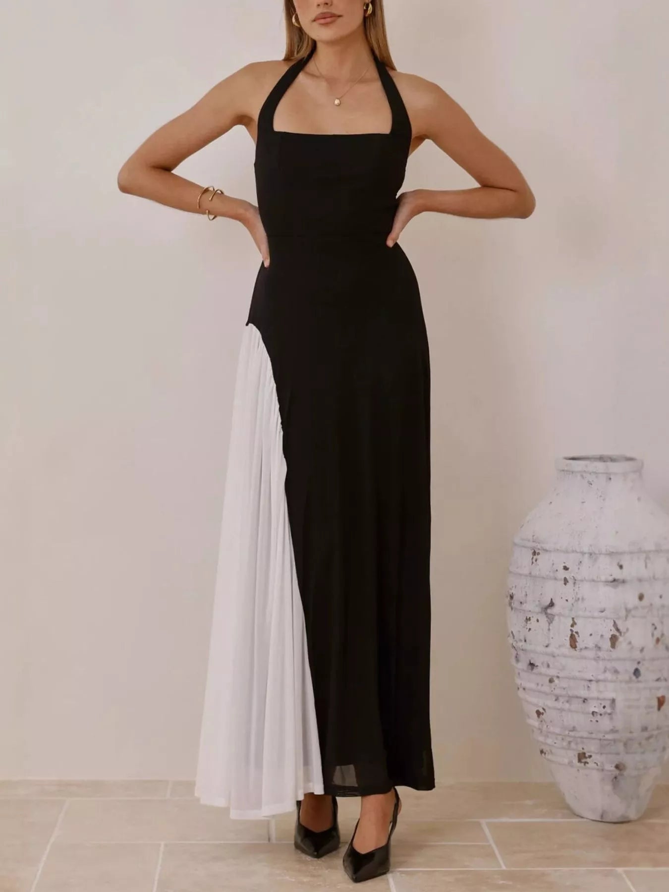 Contrast Halter Neck Maxi Dress Secondary image