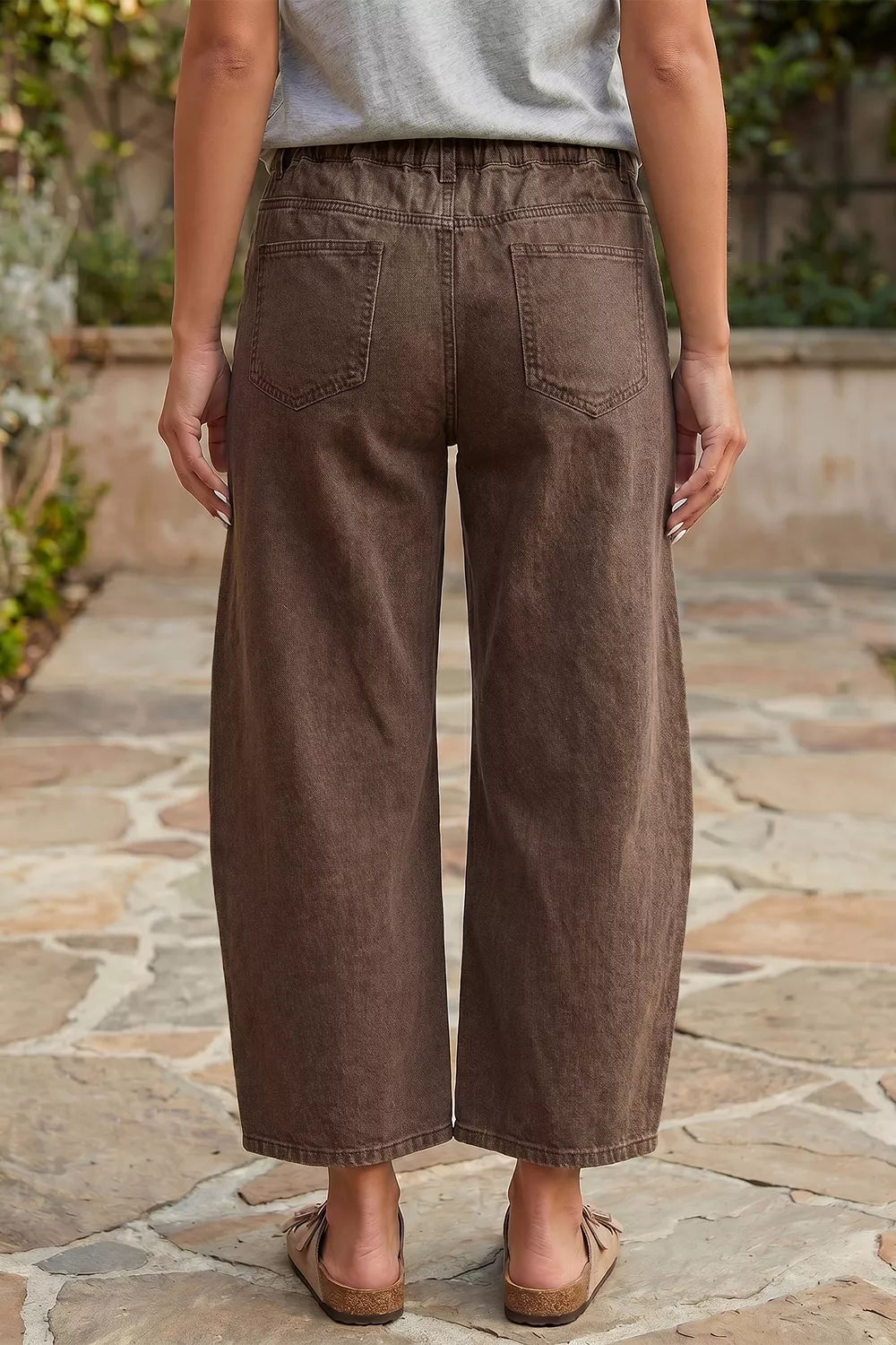 Solid Color Square Patch Pocket Ankle-length Barrel Jeans Secondary image