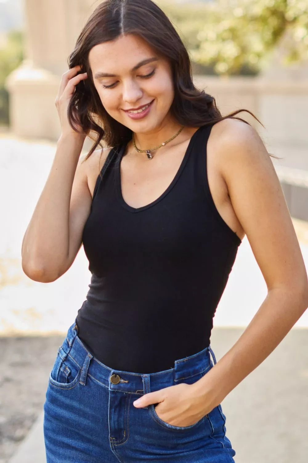 70bab9a6-a8ff-43ef-ba57-857b9feab0d5-Max Main image