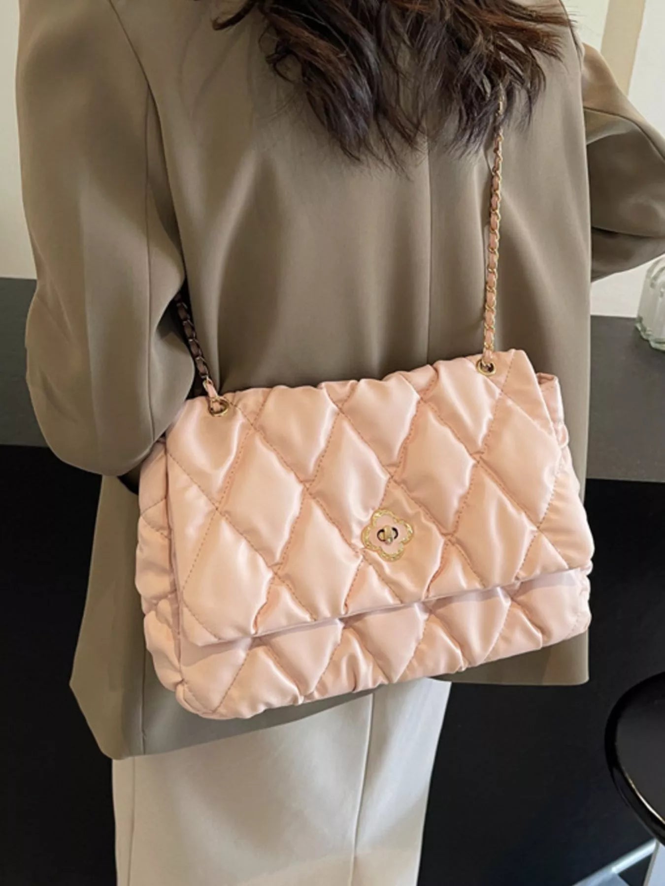 Quilted Chain Shoulder Bag Secondary image