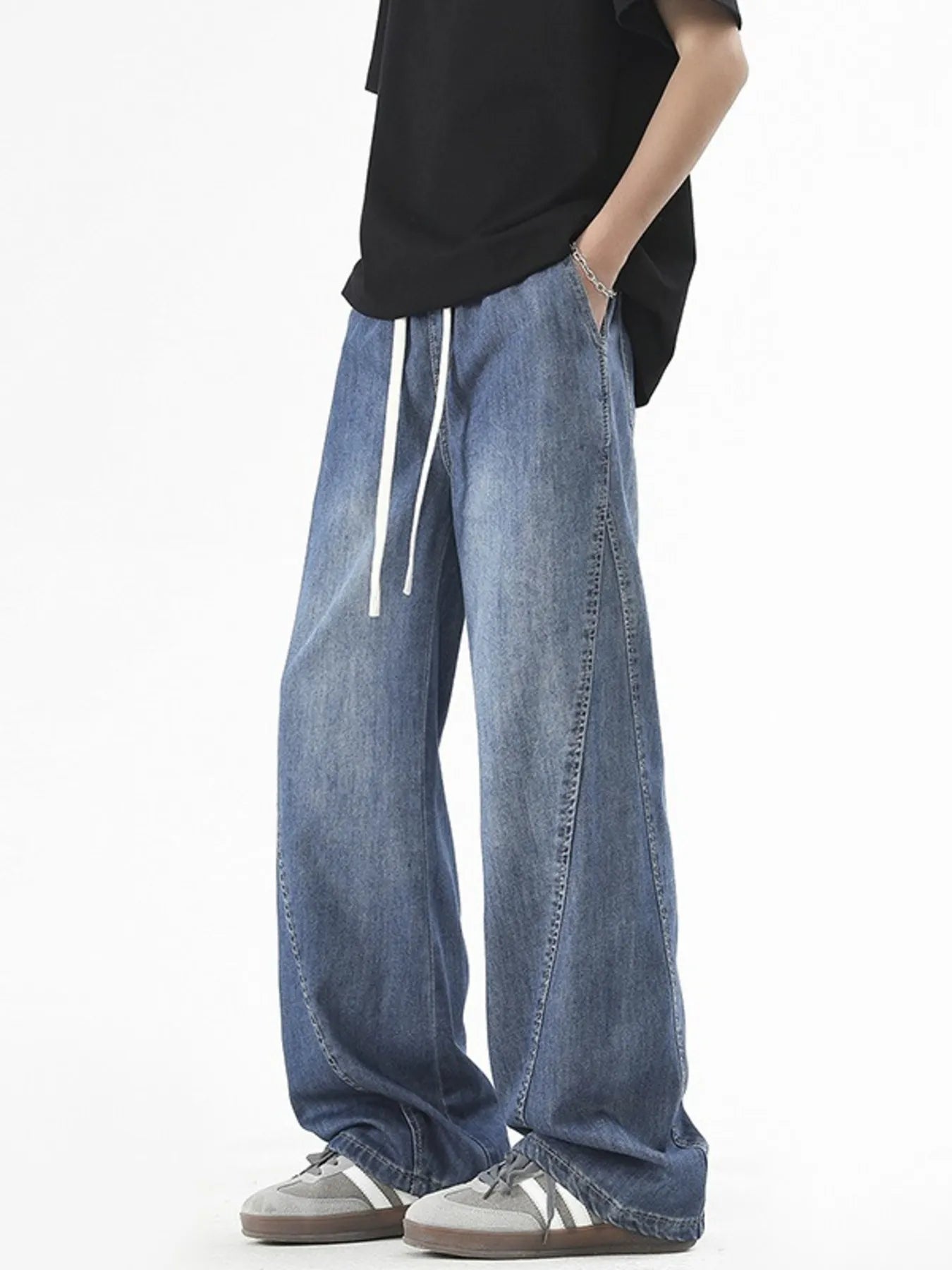 Men's Plus Size Vintage Wide Leg Jeans with Drawstring Secondary image