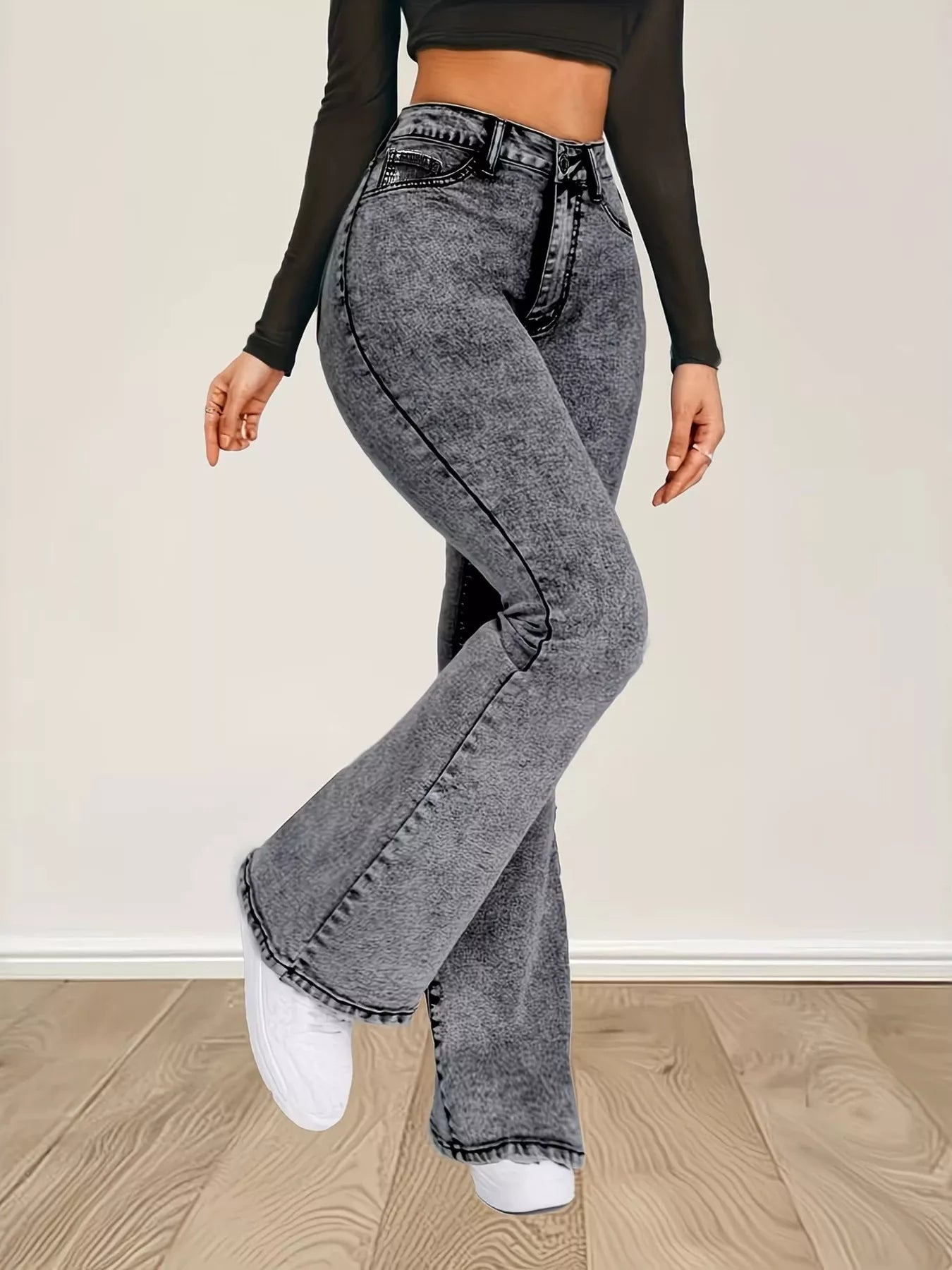 High Waisted Flared Jeans Secondary image