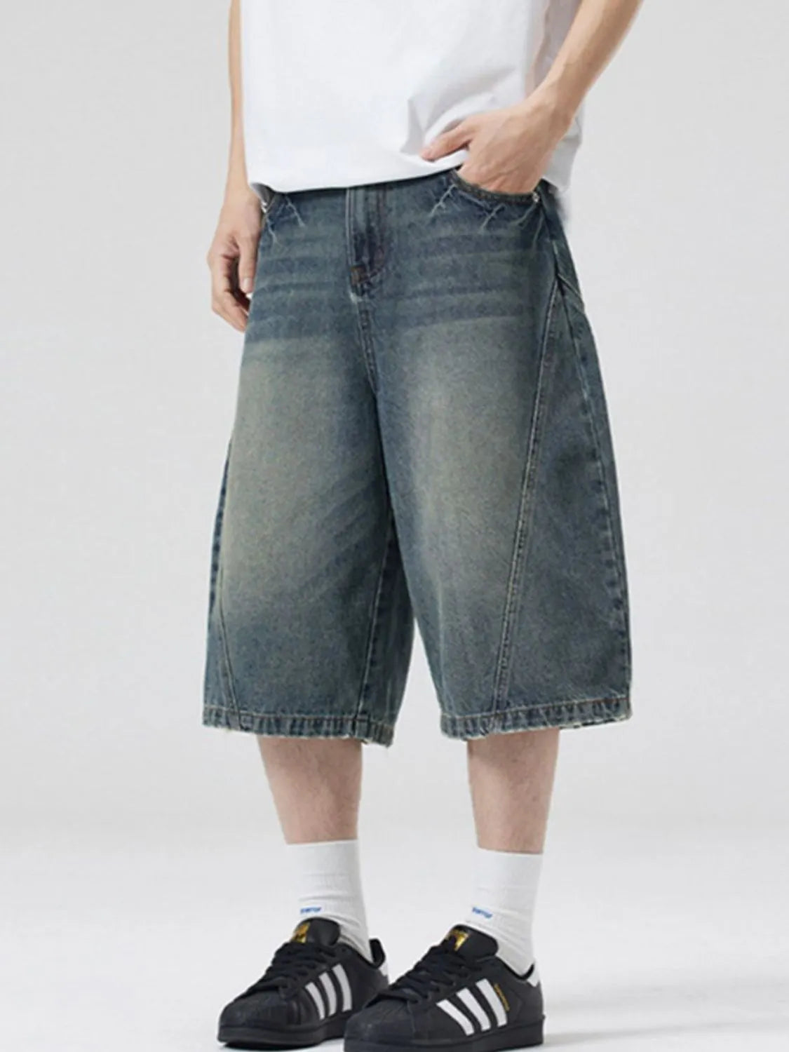 Men's Vintage Washed Denim Bermuda Shorts Secondary image