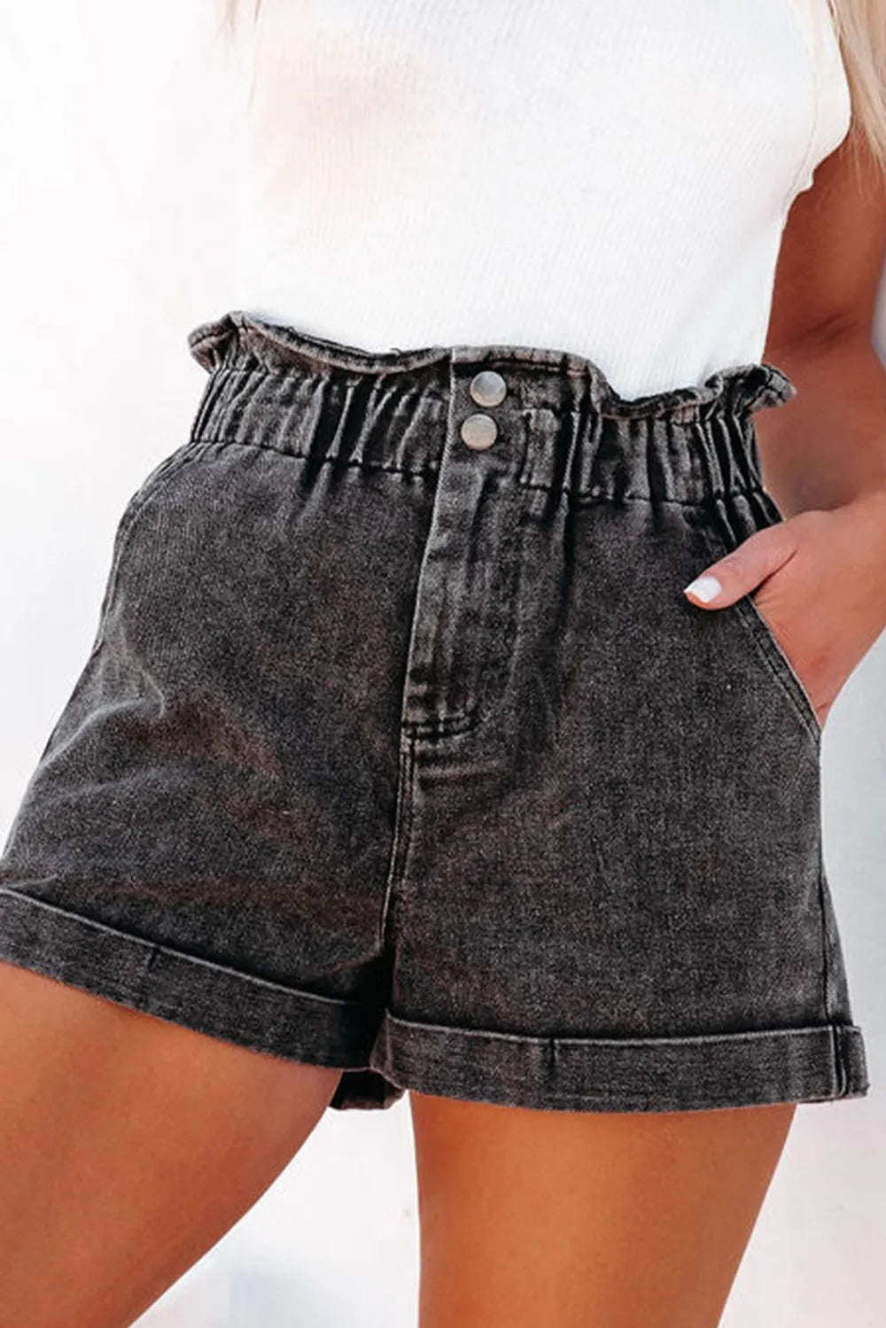 Paperbag Waist Denim Shorts with Pockets Secondary image