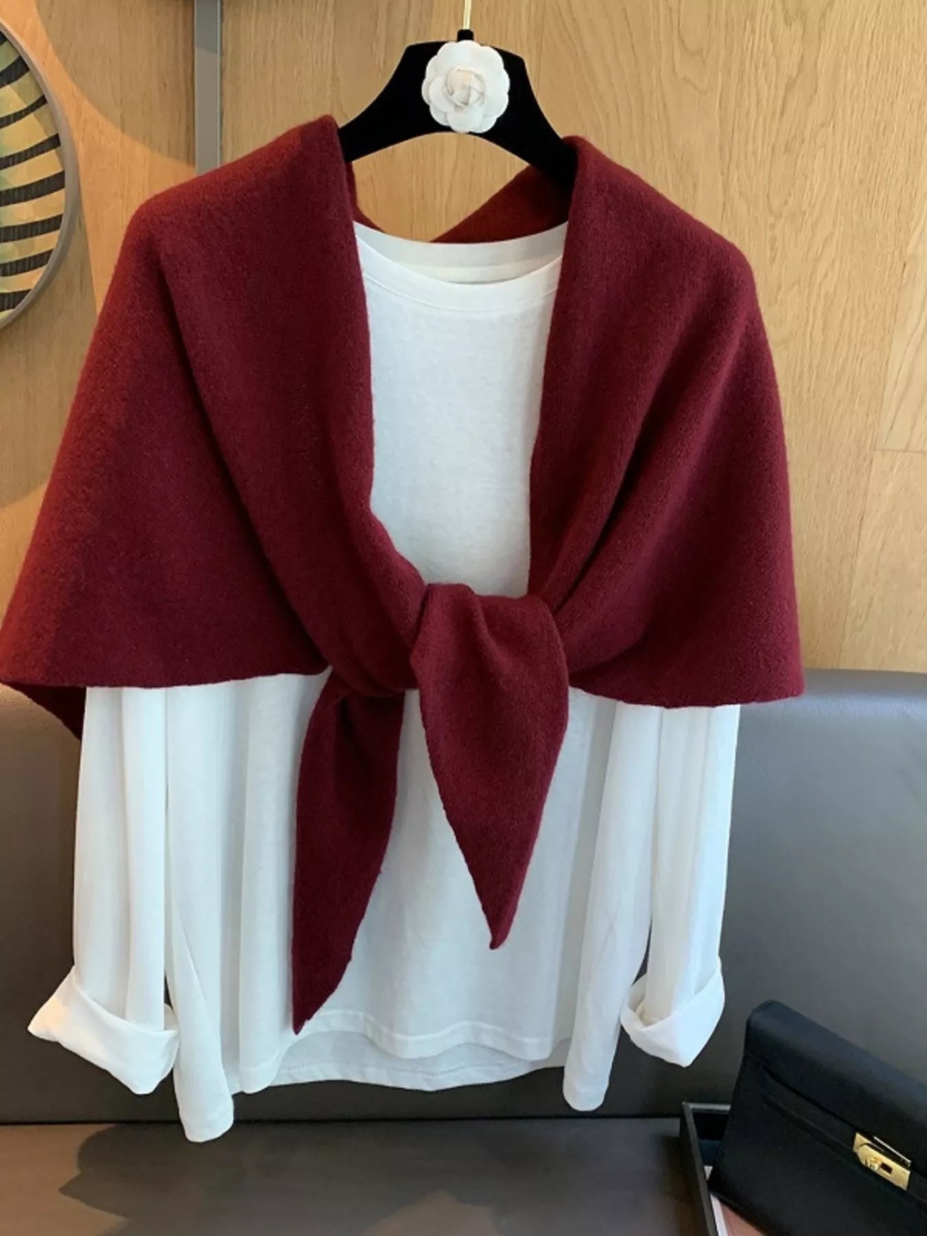 100% Wool Knit Scarf Shawl Secondary image