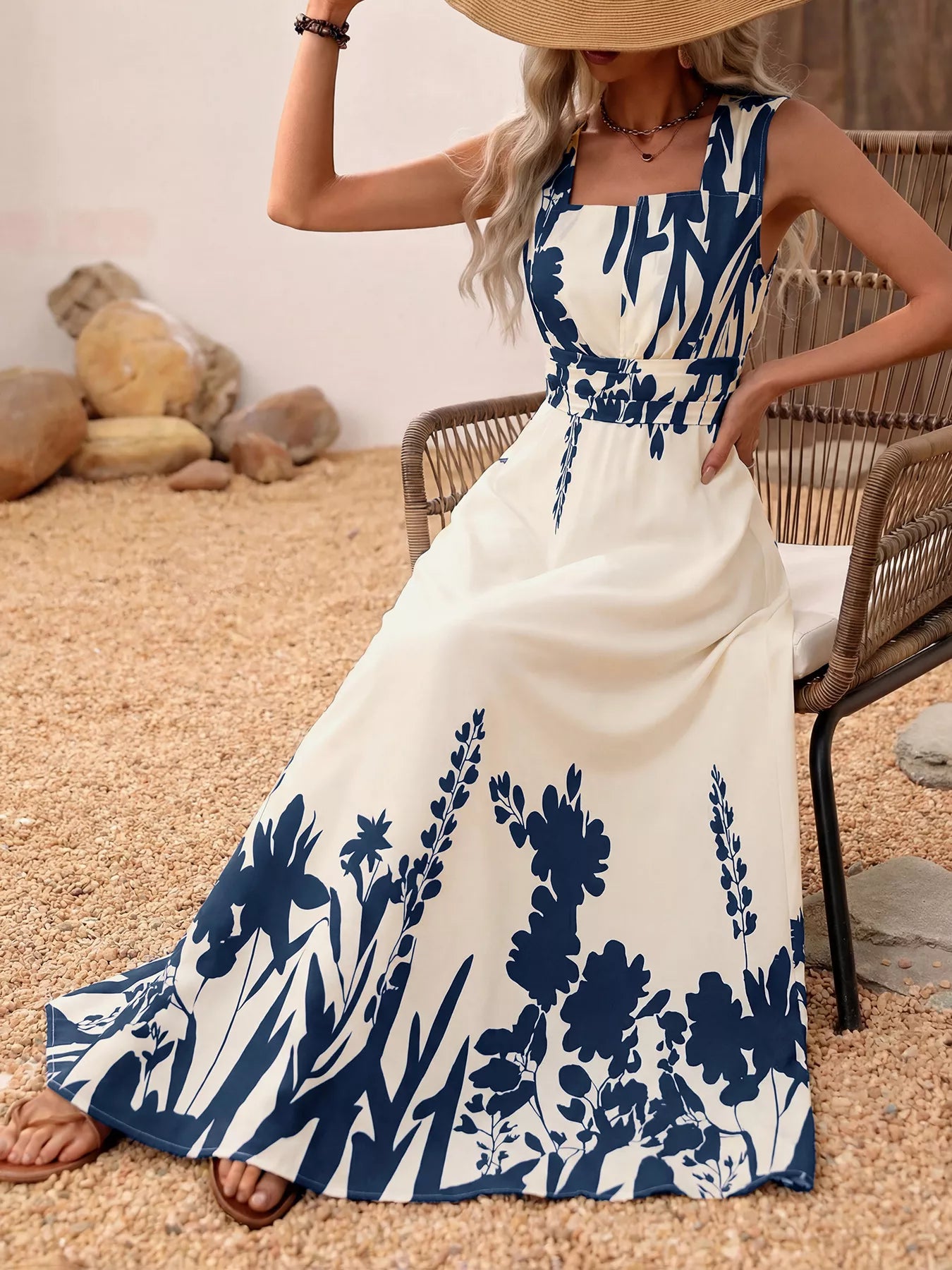 Printed Square Neck Maxi Dress Secondary image