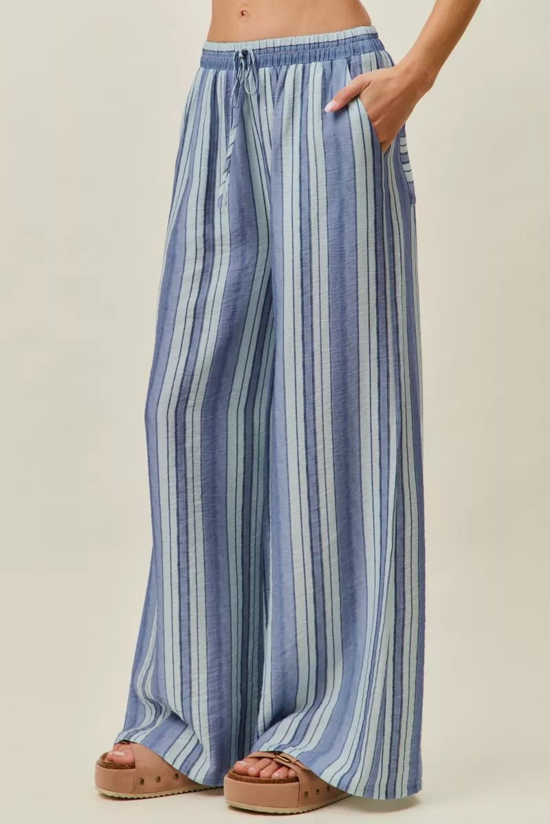 SO ME Stripe Wide Leg Pull On Pants Secondary image