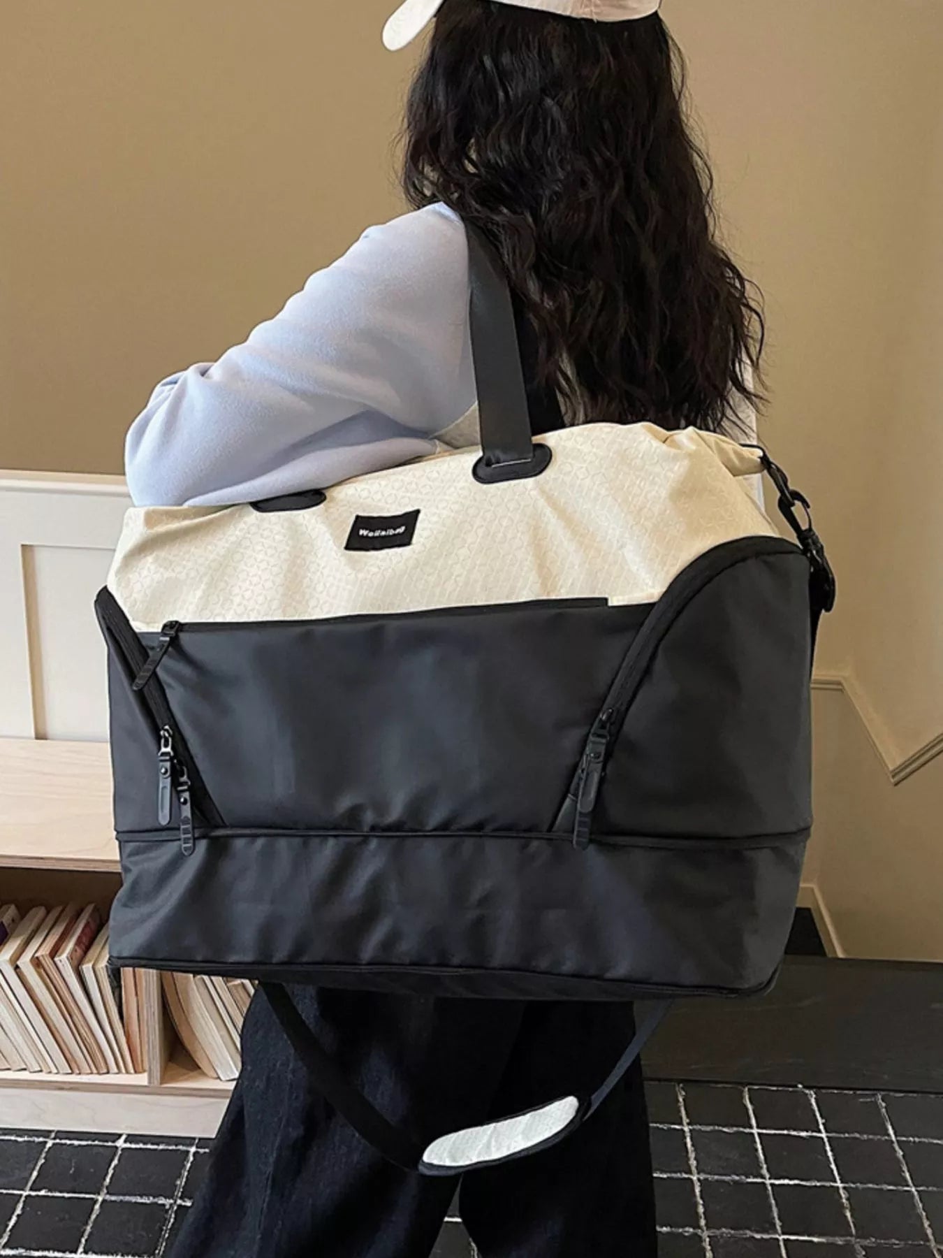 Two-Tone Duffle Bag Secondary image