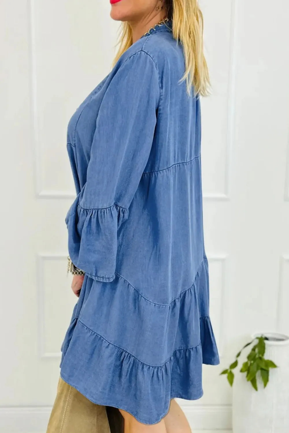 Notched Flare Sleeve Denim Dress Secondary image