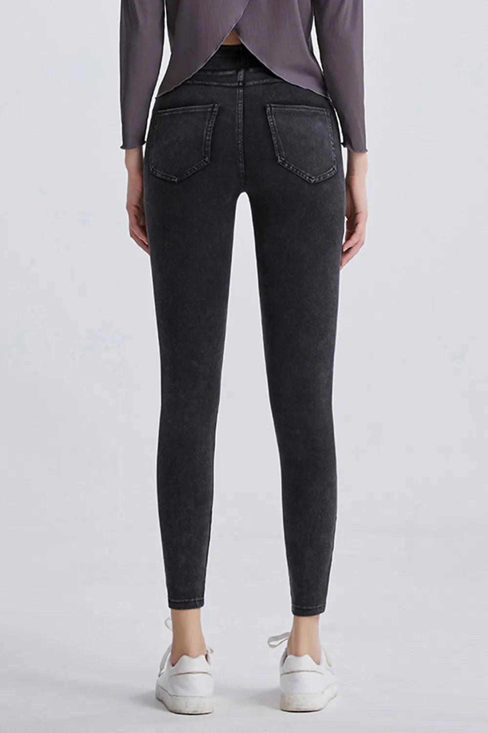 High Waist Cropped Jeans Secondary image