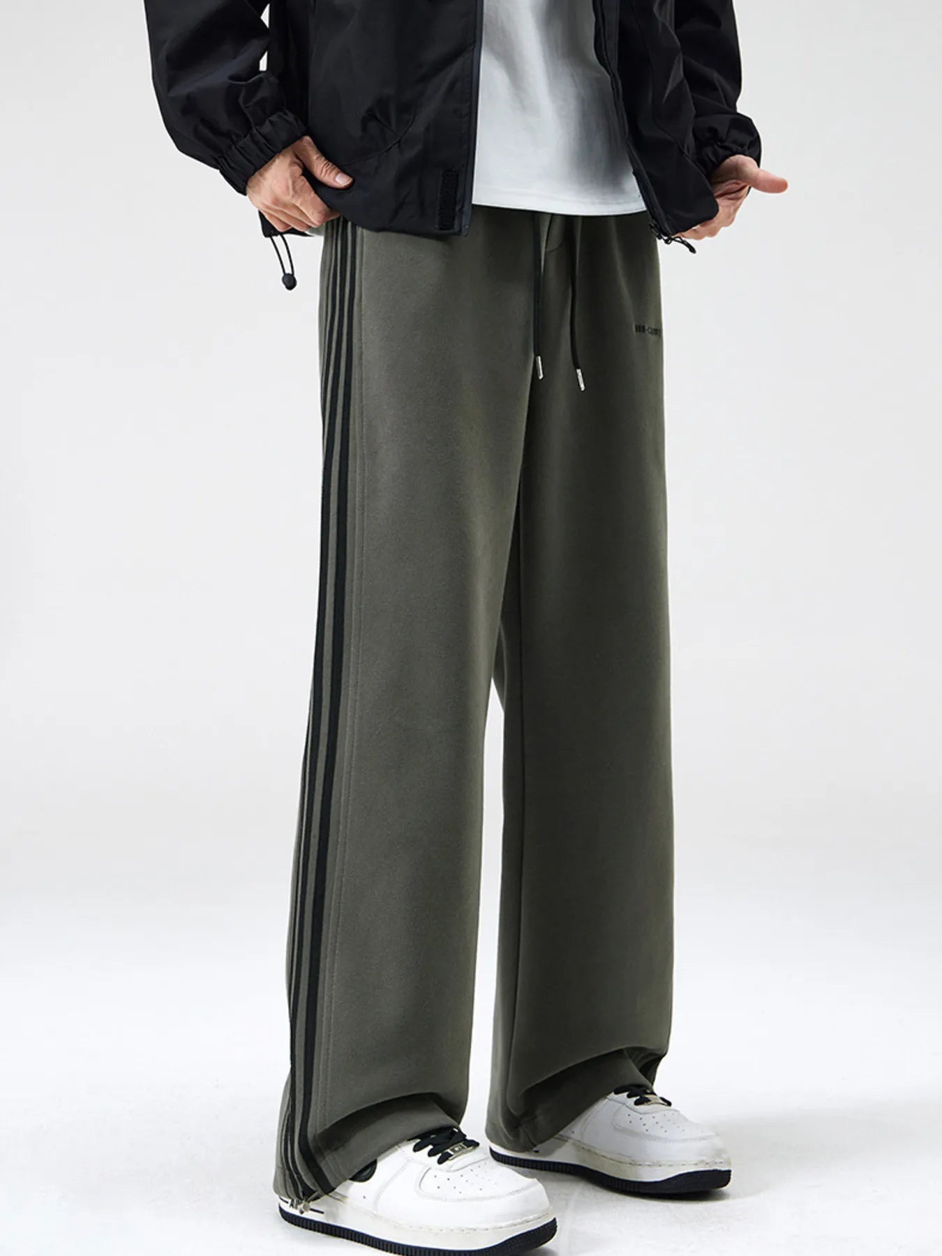 9e7b8ac295094e399f036ffe5411505f-Max-Origin