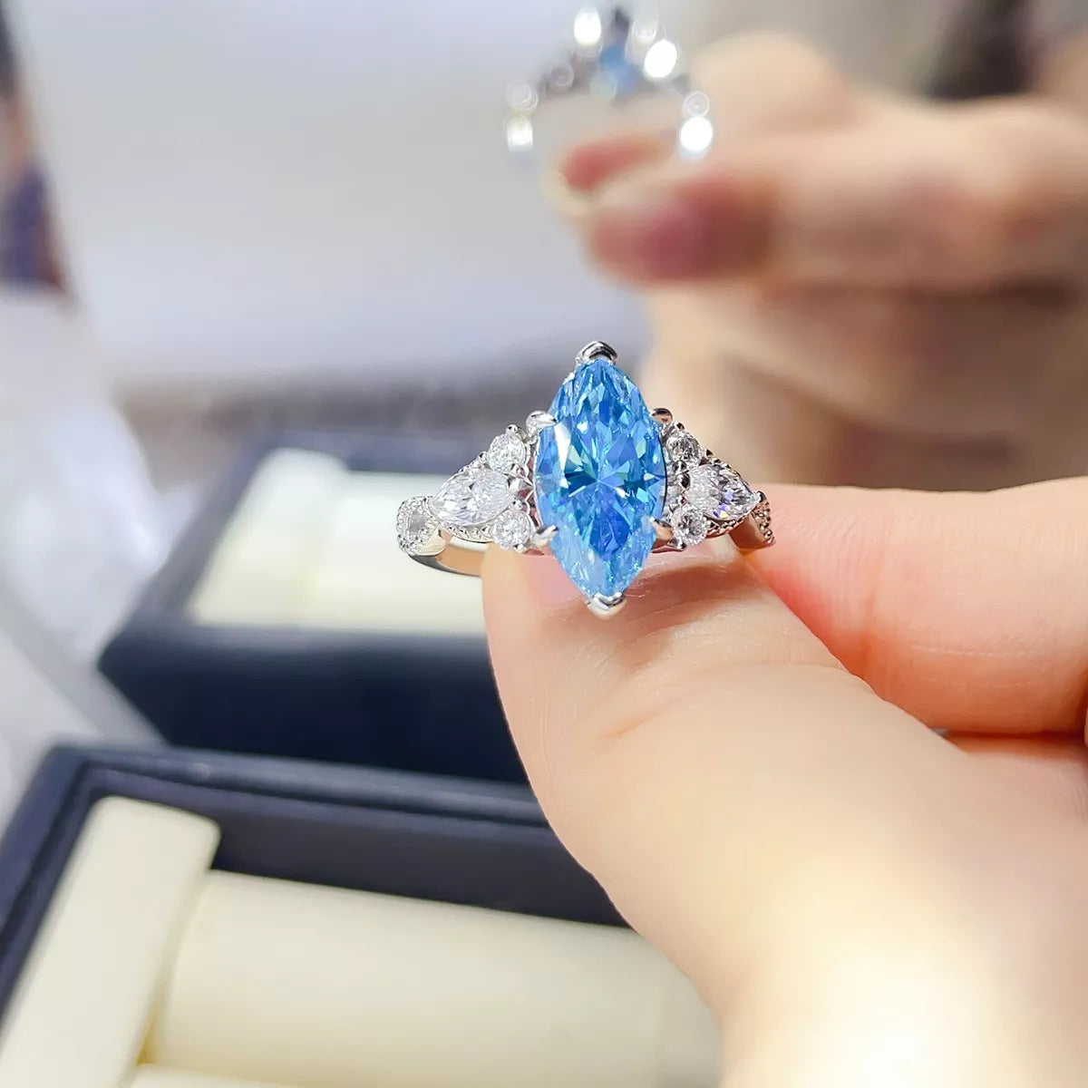 3 Carat Moissanite 925 Sterling Silver Ring Secondary image