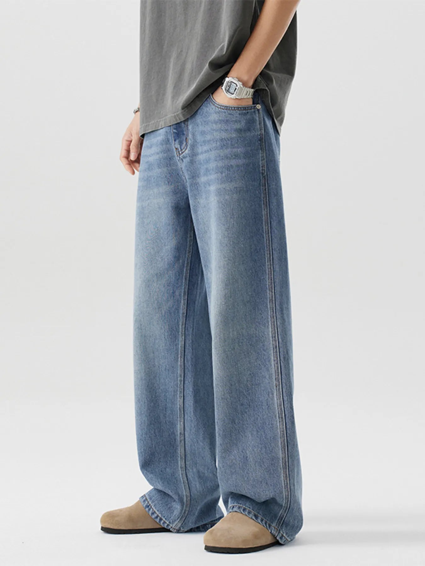 Men's Wide Leg Relaxed Fit Jeans Secondary image
