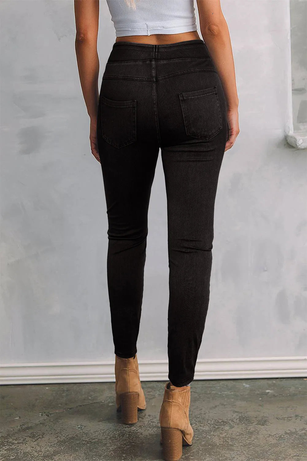Skinny Jeans with Pockets Secondary image