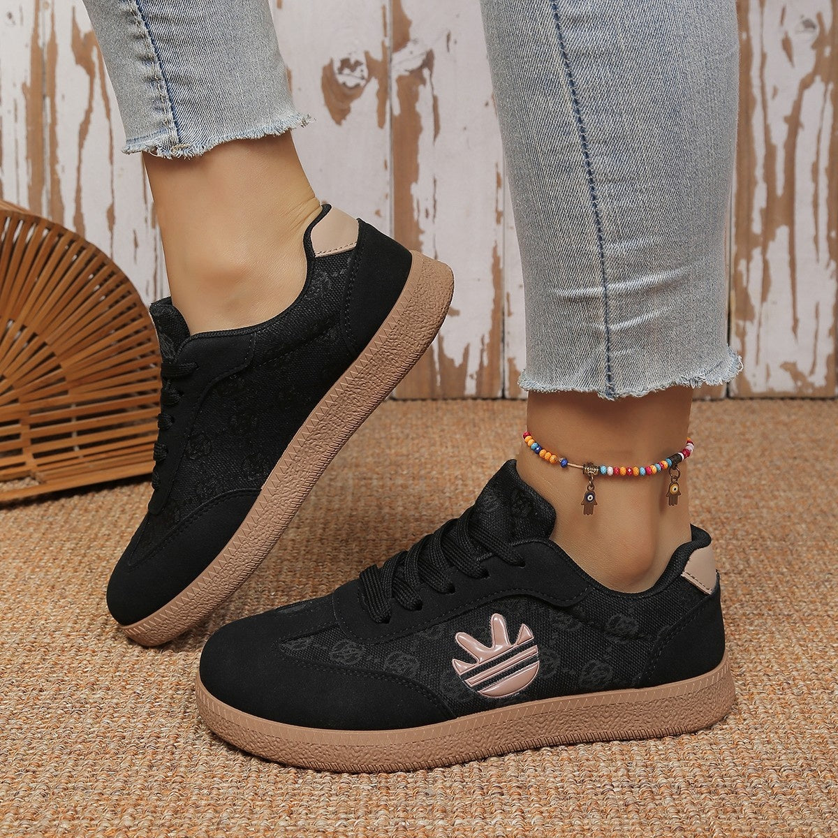 Round Toe Lace Up Sneakers Secondary image