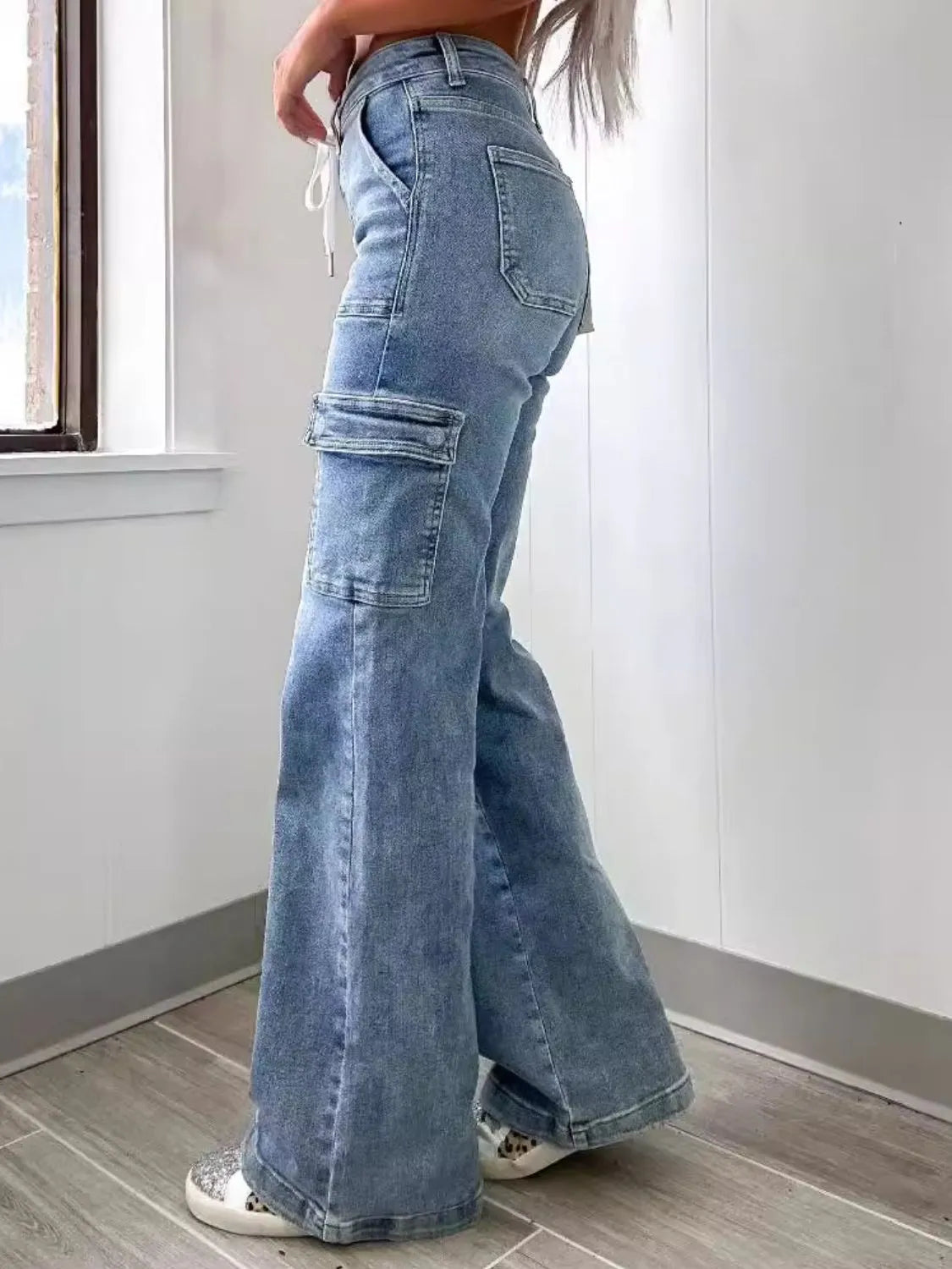 Washed Jeans with Pockets Secondary image