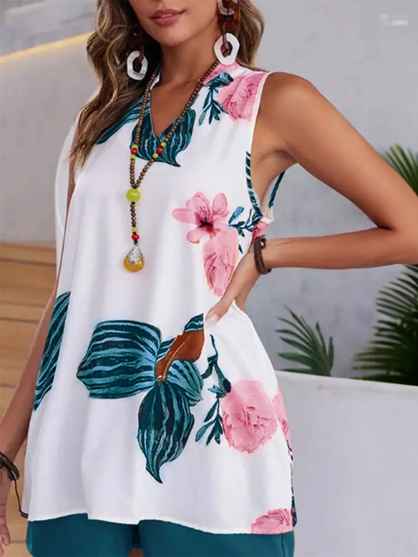 Floral Print Sleeveless Top and Shorts Set Secondary image