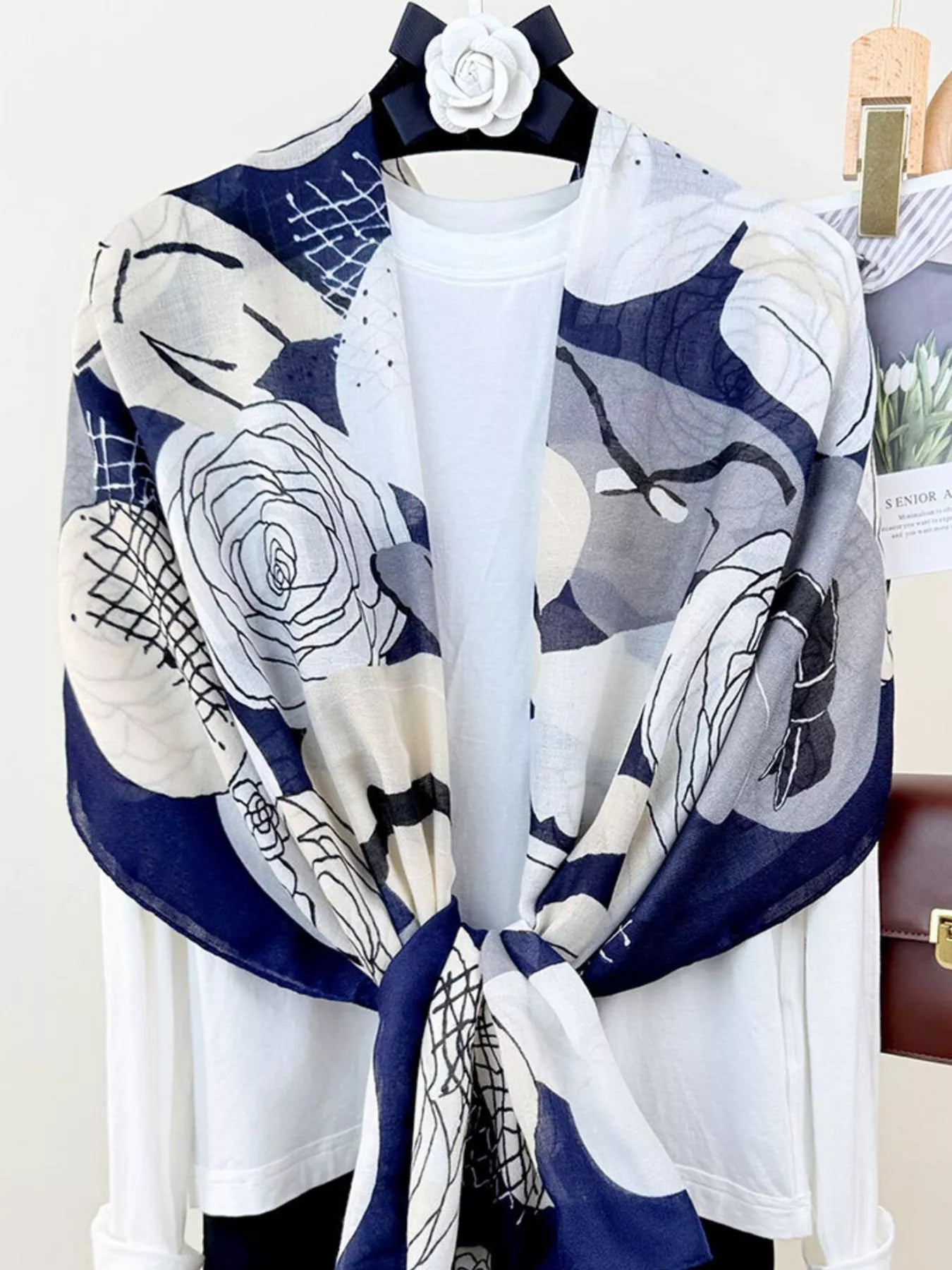 Flower Print Lightweight Scarf Secondary image