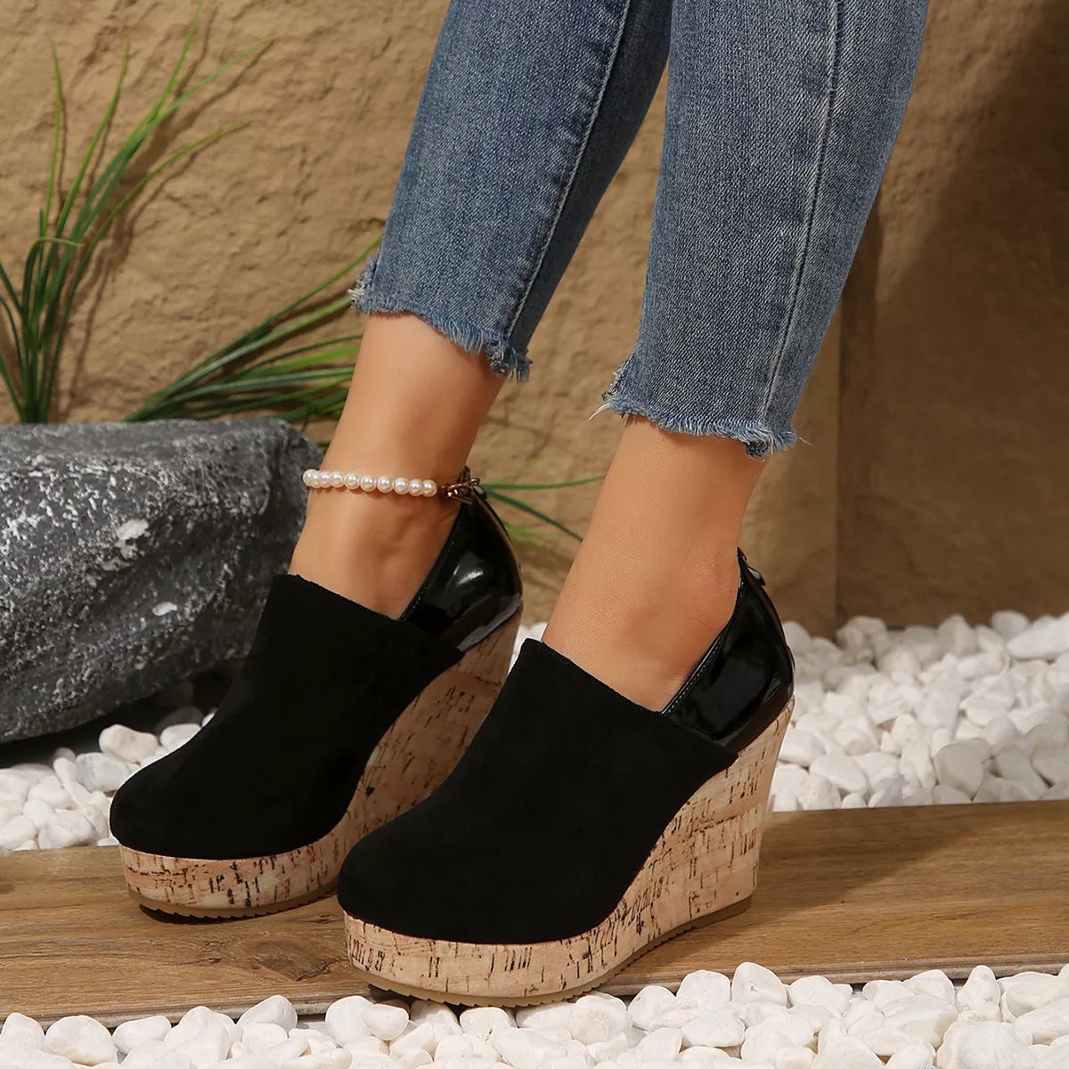 Round Toe Slip-Ons Secondary image