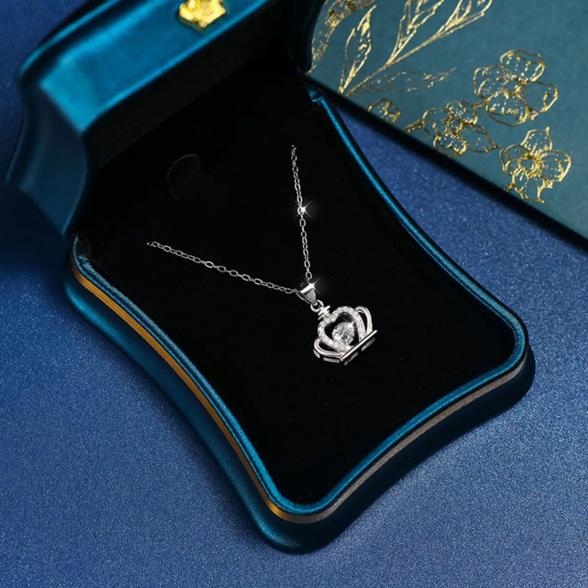 925 Sterling Silver Zircon Crown Pendant Necklace Secondary image