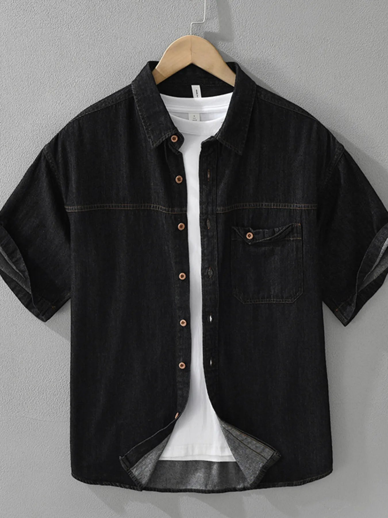 Men's Plus Size Button Up Short Sleeve Denim Shirt Secondary image