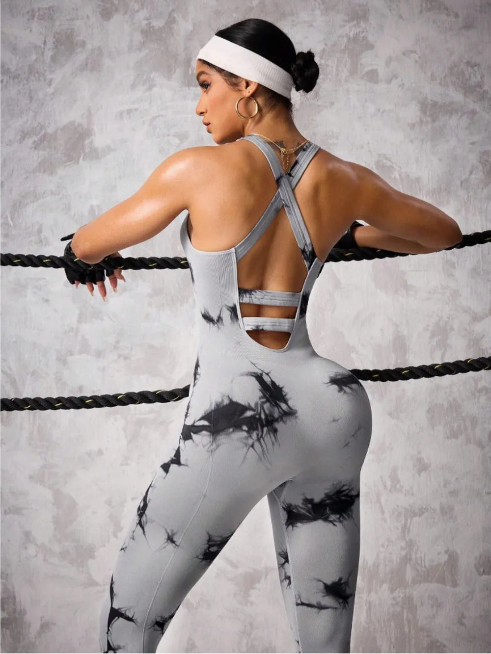 Back Crisscross Tie-Dye Scoop Neck Active Jumpsuit Secondary image