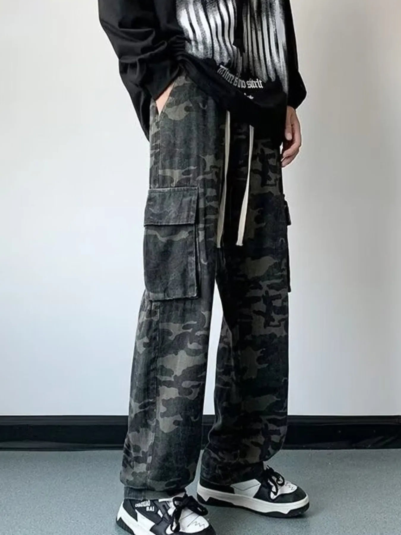 Men's Full Size Camouflage Wide Leg Cargo Jeans Plus Size Secondary image