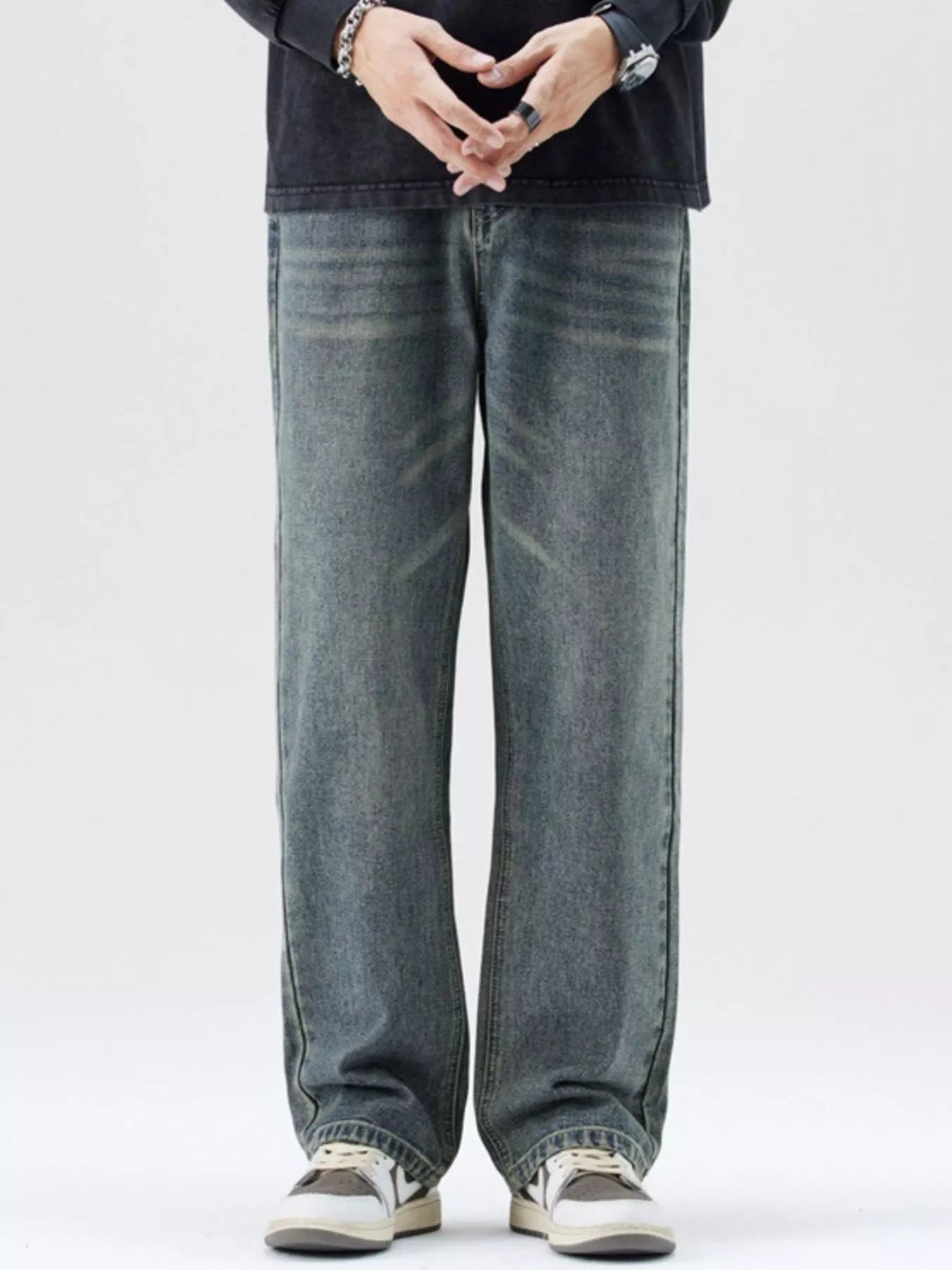 Men's Washed Wide Leg Jeans Secondary image