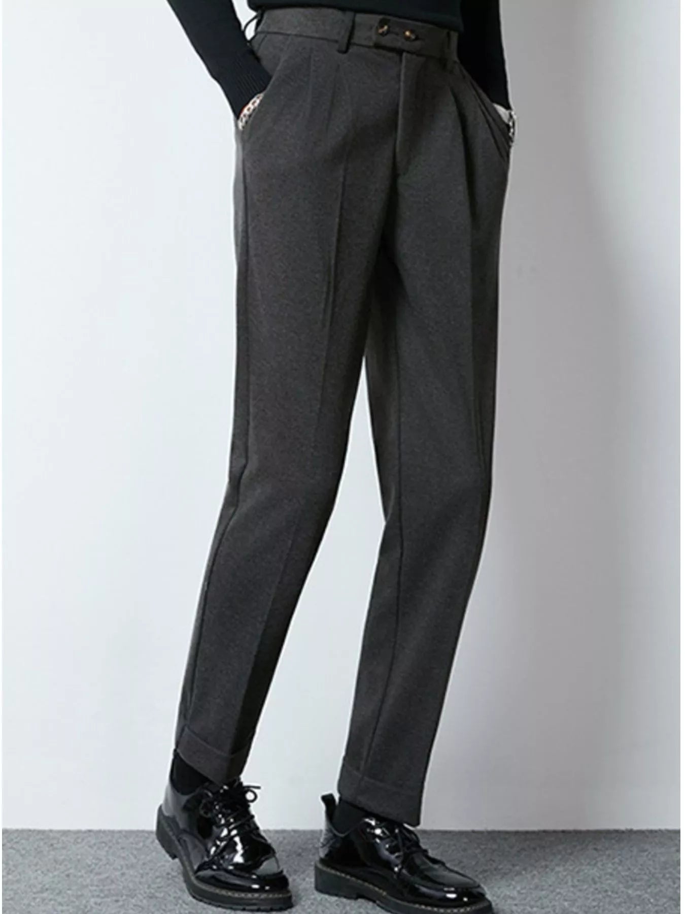 Men's Pleated Dress Pants Secondary image