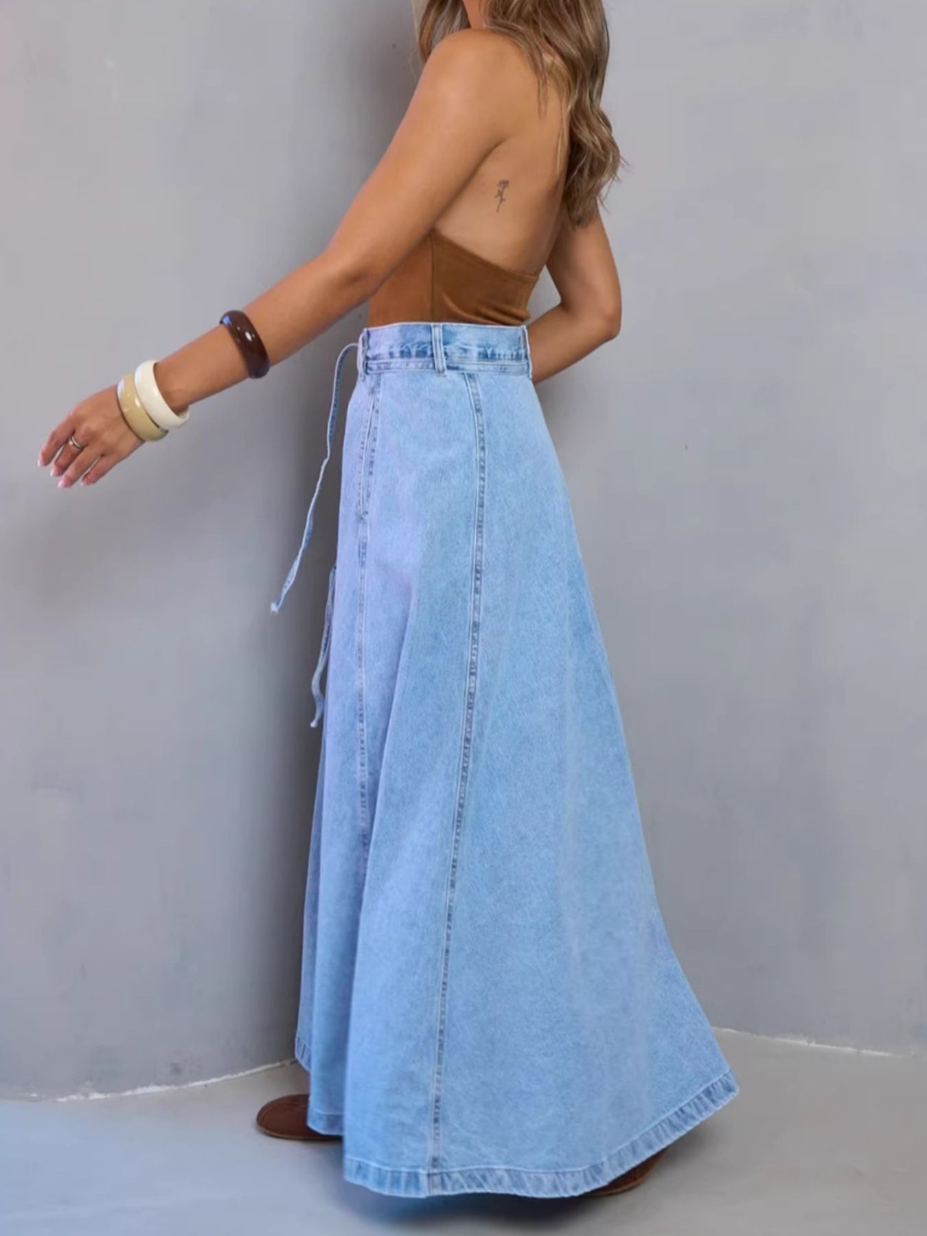 High-Waisted Denim Skirt Secondary image